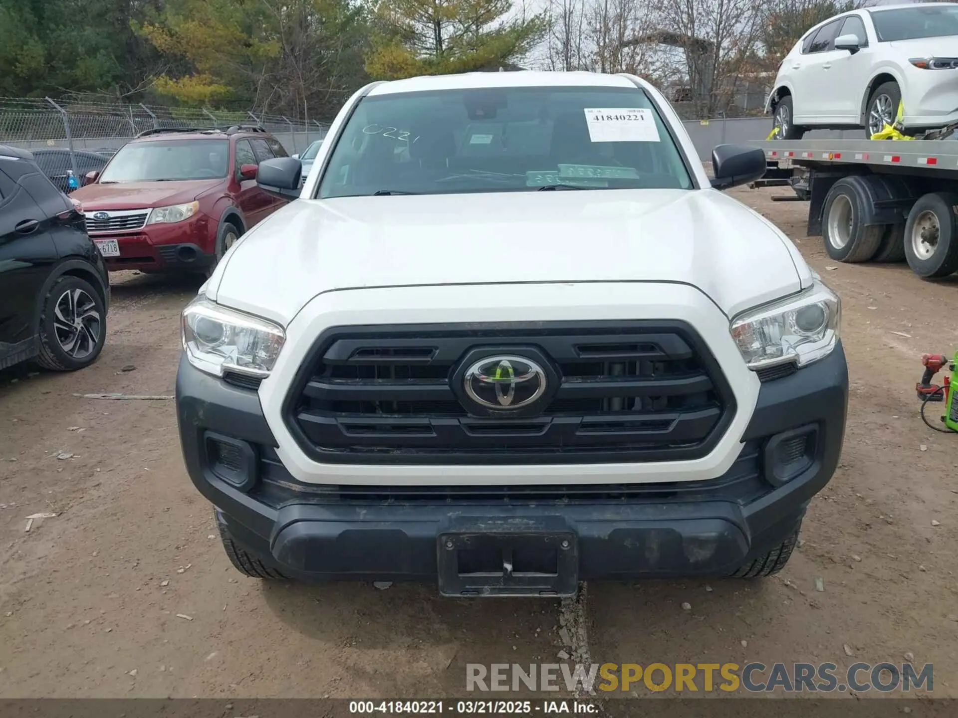 12 fotografías del automóvil dañado 5TFRX5GN1KX162876 TOYOTA TACOMA 2019