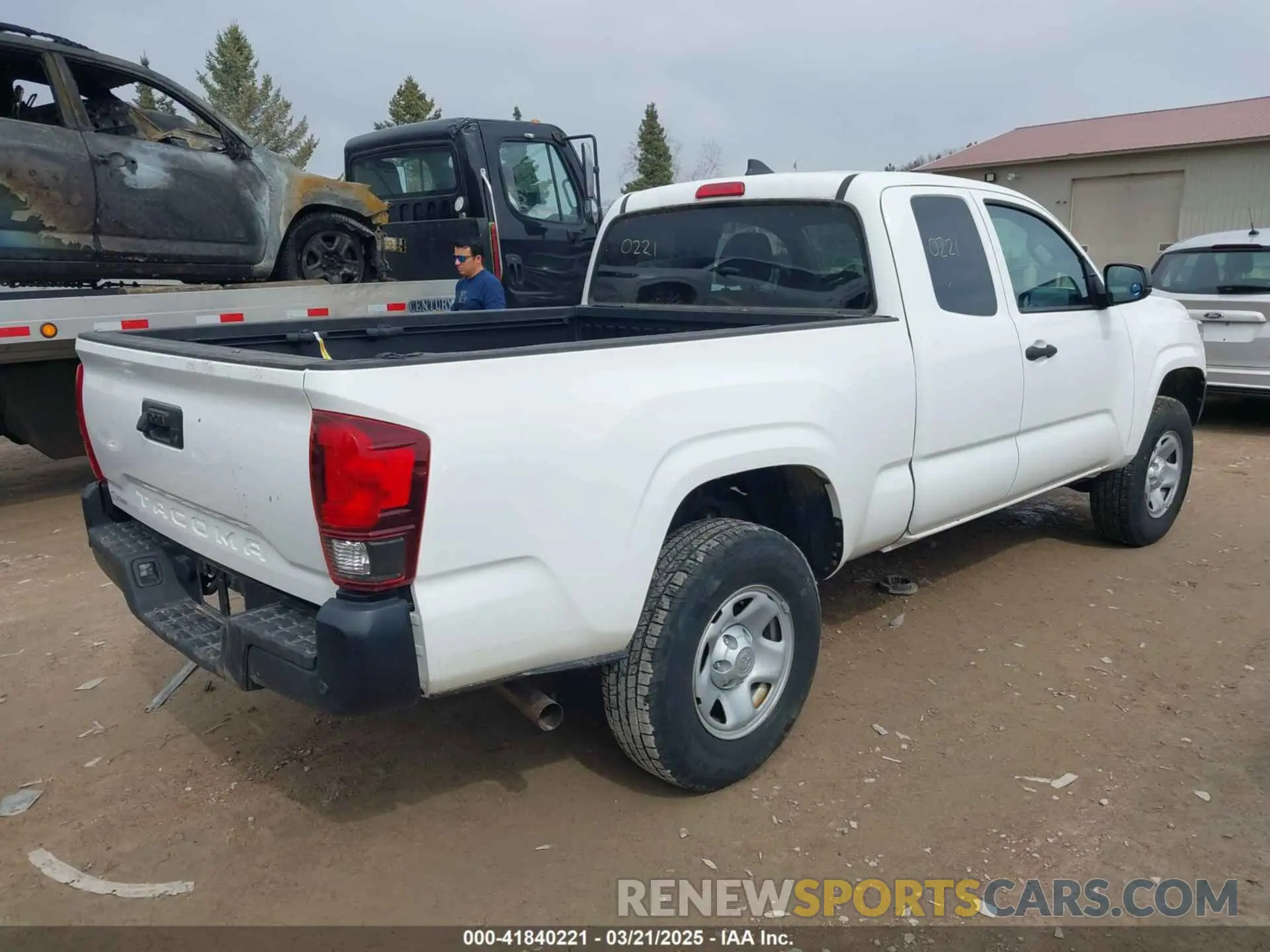4 fotografías del automóvil dañado 5TFRX5GN1KX162876 TOYOTA TACOMA 2019