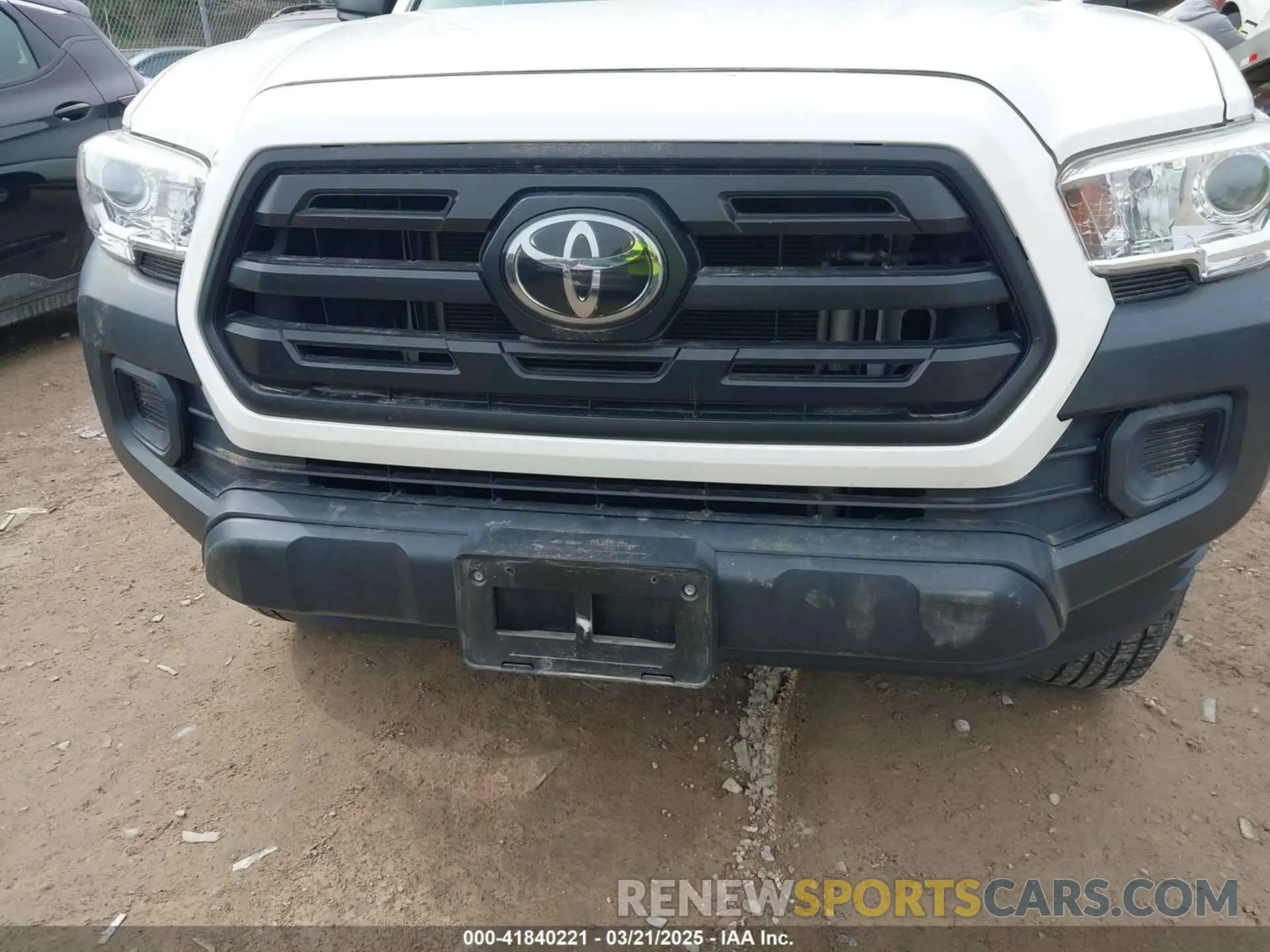6 fotografías del automóvil dañado 5TFRX5GN1KX162876 TOYOTA TACOMA 2019