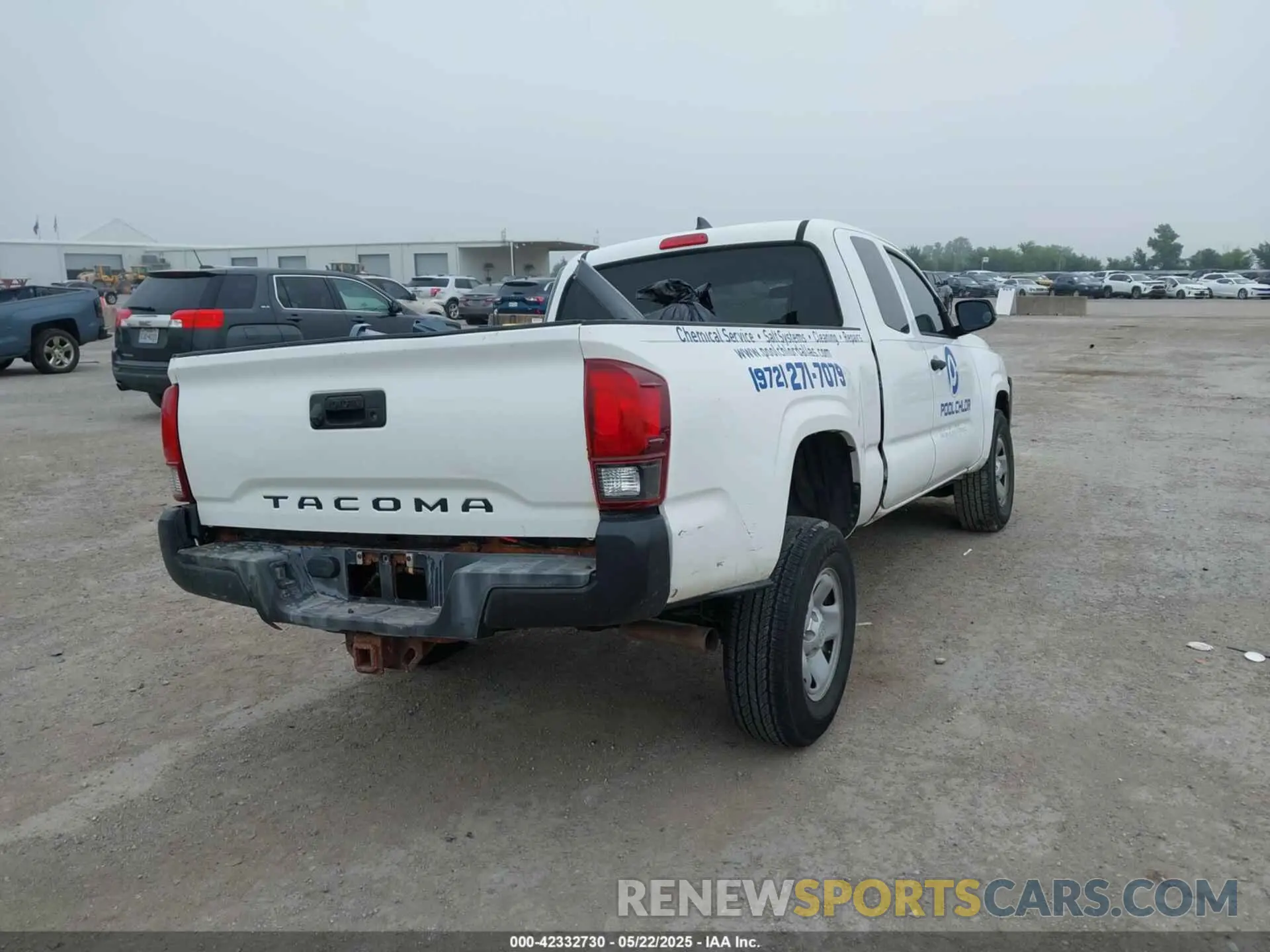 4 fotografías del automóvil dañado 5TFRX5GN2KX137484 TOYOTA TACOMA 2019