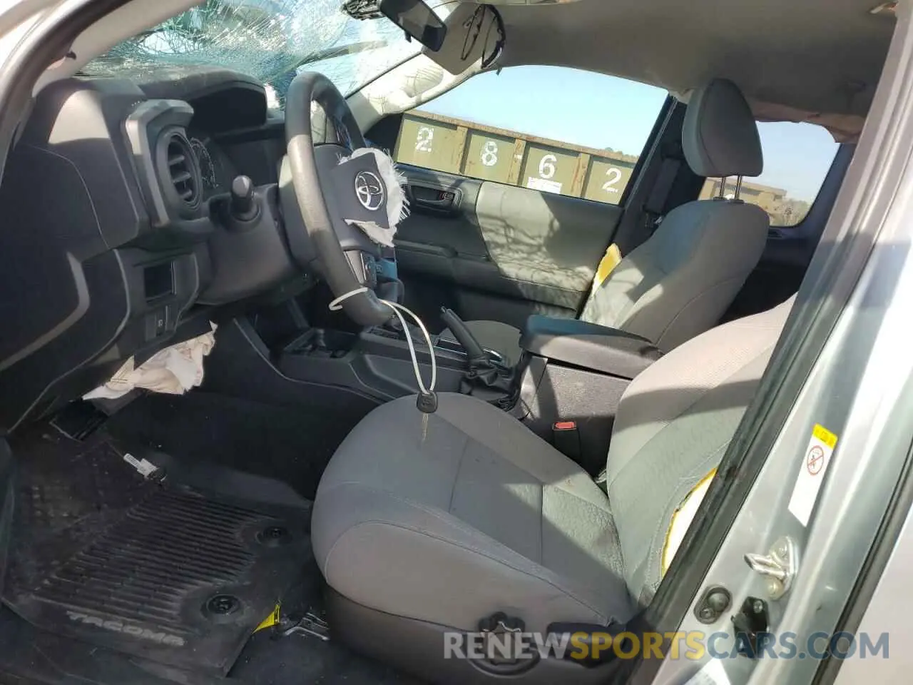 7 fotografías del automóvil dañado 5TFRX5GN2KX138201 TOYOTA TACOMA 2019