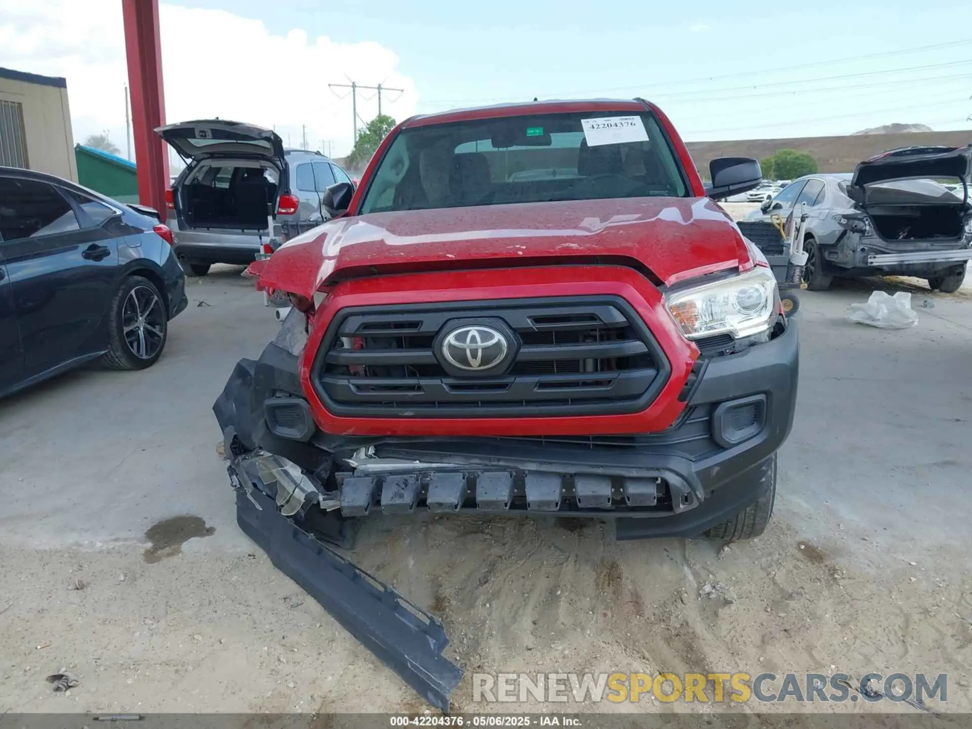 12 fotografías del automóvil dañado 5TFRX5GN2KX146427 TOYOTA TACOMA 2019