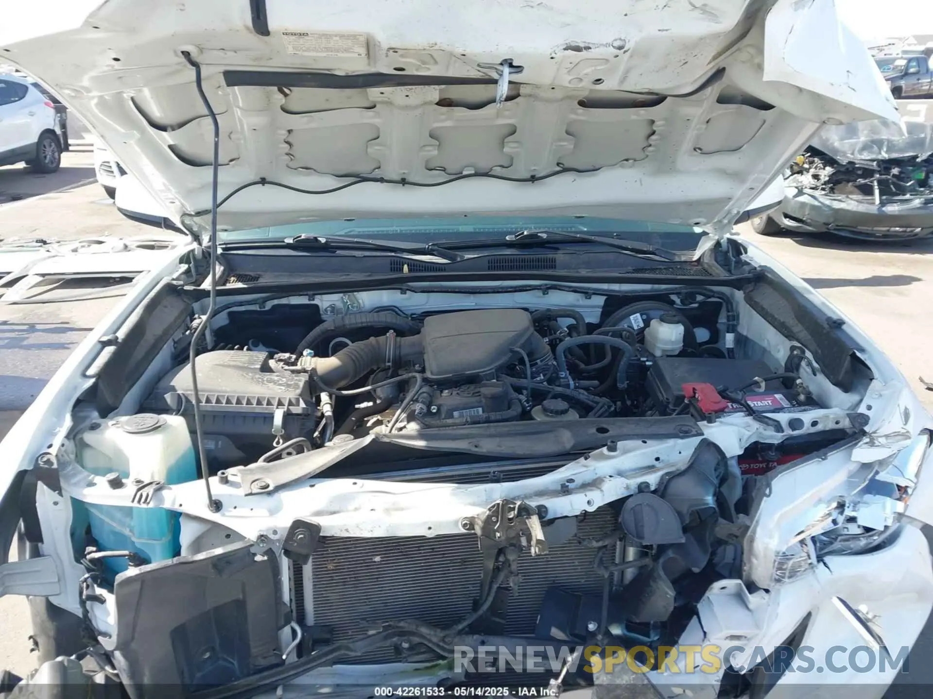 10 fotografías del automóvil dañado 5TFRX5GN3KX139213 TOYOTA TACOMA 2019