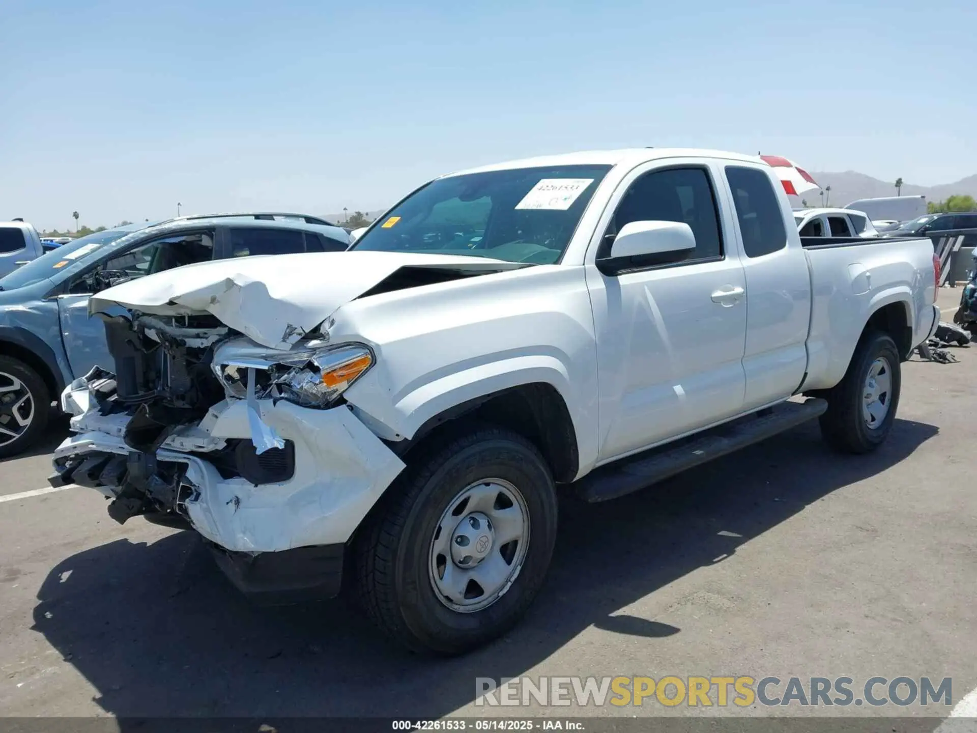 2 fotografías del automóvil dañado 5TFRX5GN3KX139213 TOYOTA TACOMA 2019