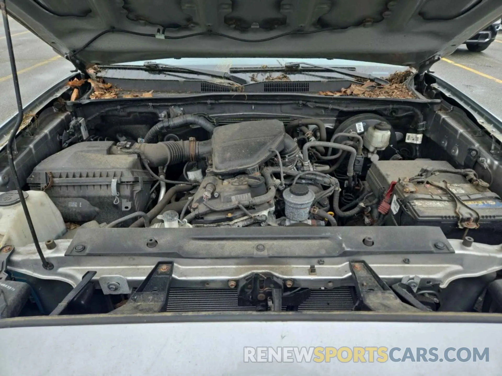 35 fotografías del automóvil dañado 5TFRX5GN3KX149594 TOYOTA TACOMA 2019