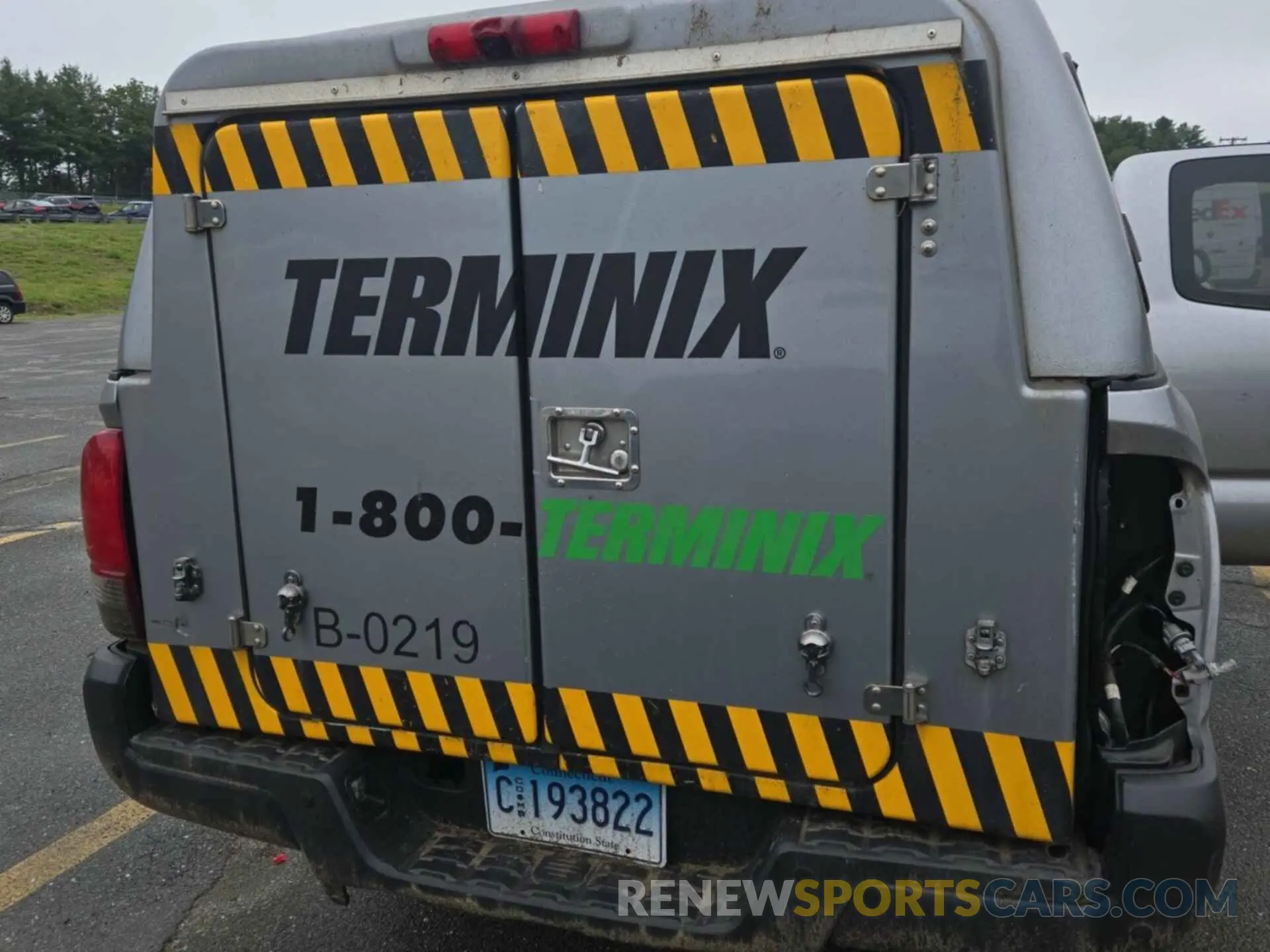 48 fotografías del automóvil dañado 5TFRX5GN3KX149594 TOYOTA TACOMA 2019