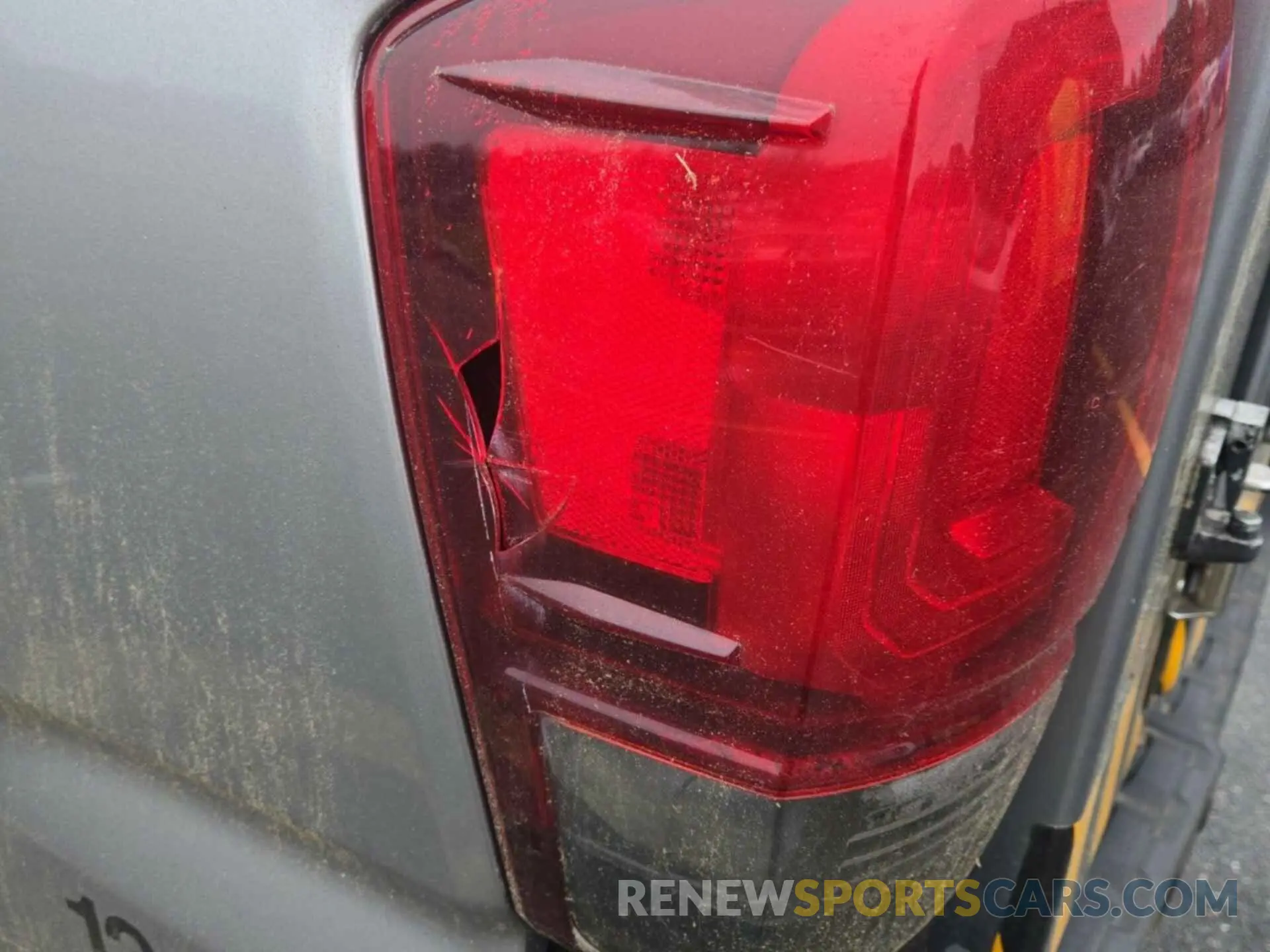 59 fotografías del automóvil dañado 5TFRX5GN3KX149594 TOYOTA TACOMA 2019
