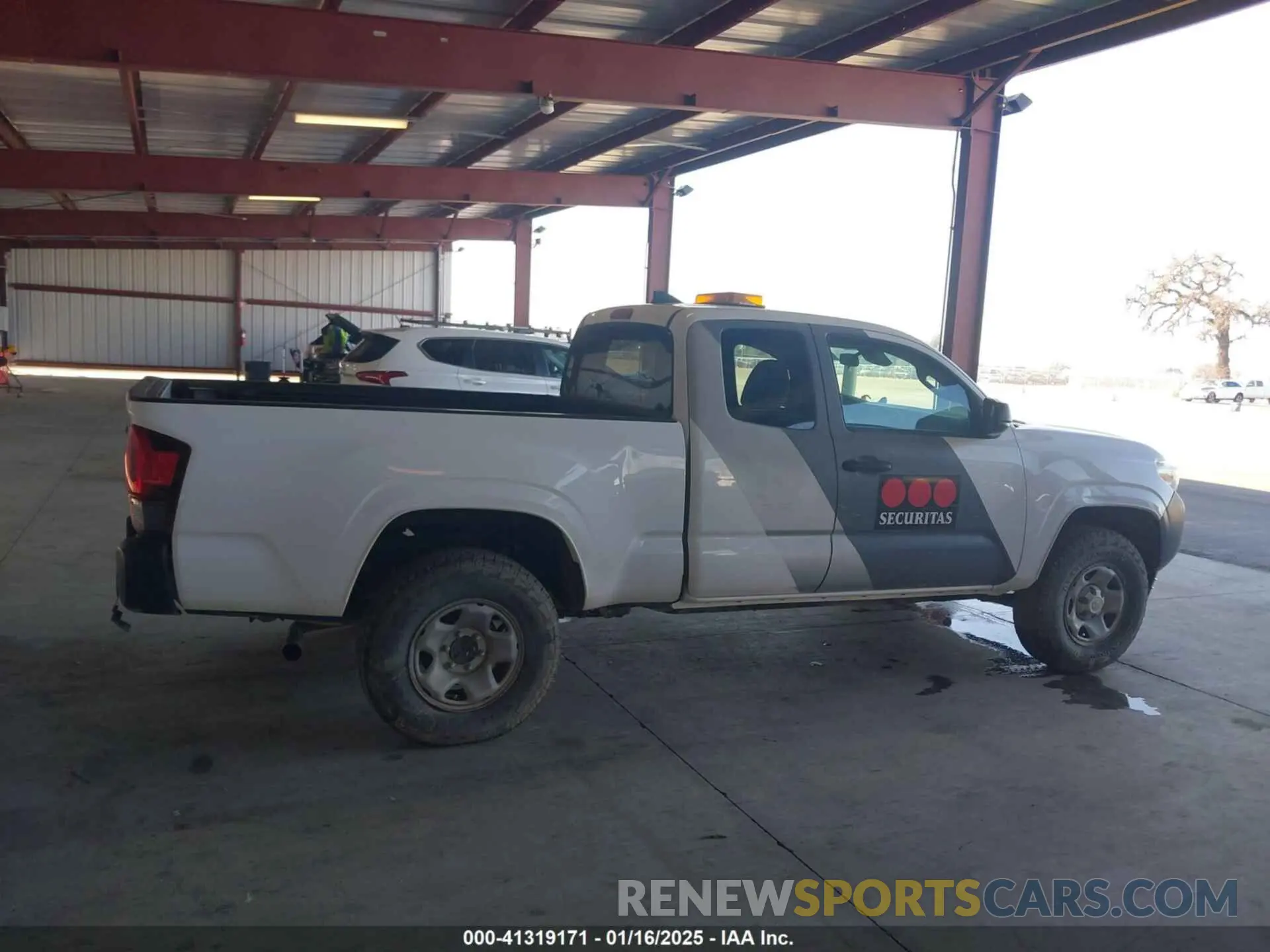 14 fotografías del automóvil dañado 5TFRX5GN4KX136336 TOYOTA TACOMA 2019