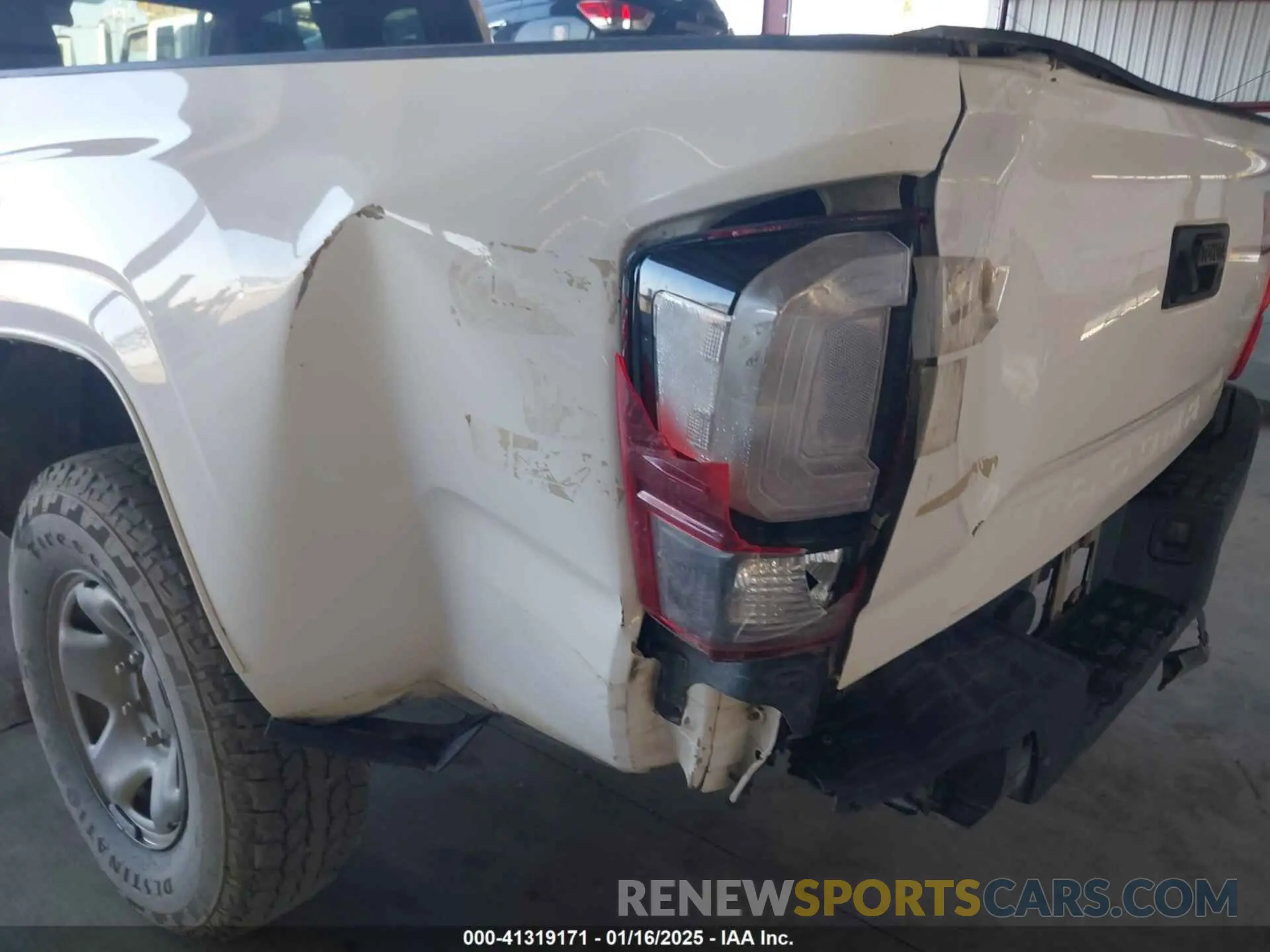 6 fotografías del automóvil dañado 5TFRX5GN4KX136336 TOYOTA TACOMA 2019