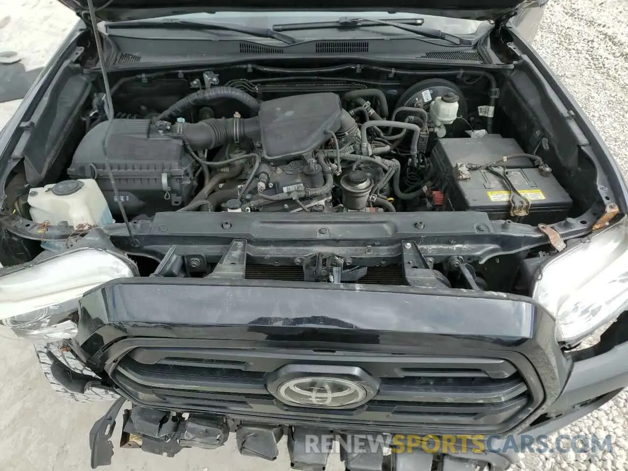 11 fotografías del automóvil dañado 5TFRX5GN4KX147045 TOYOTA TACOMA 2019