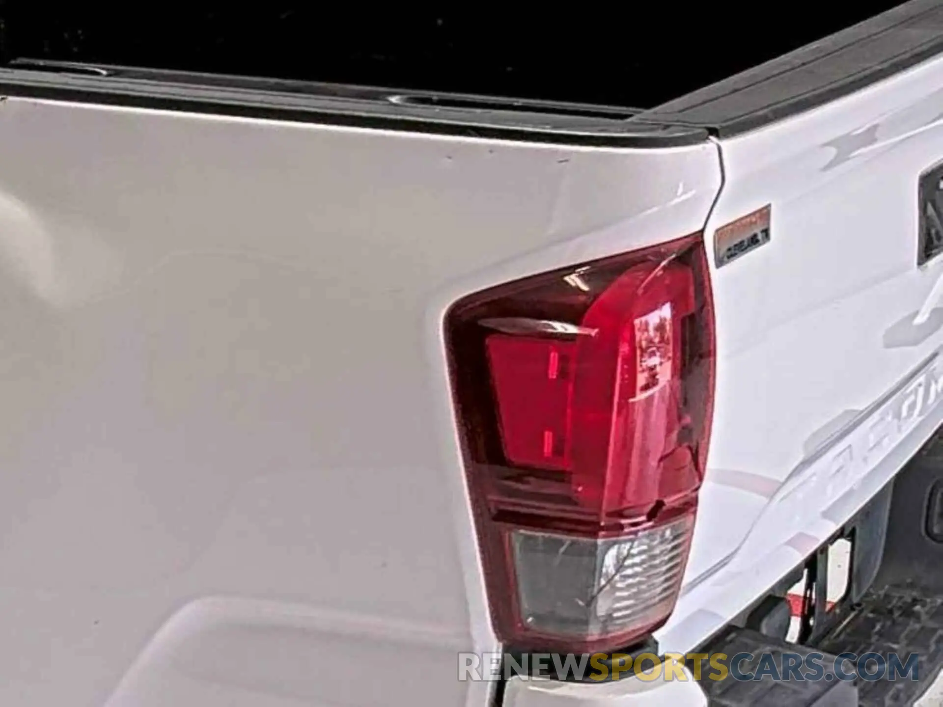 10 fotografías del automóvil dañado 5TFRX5GN5KX156272 TOYOTA TACOMA 2019