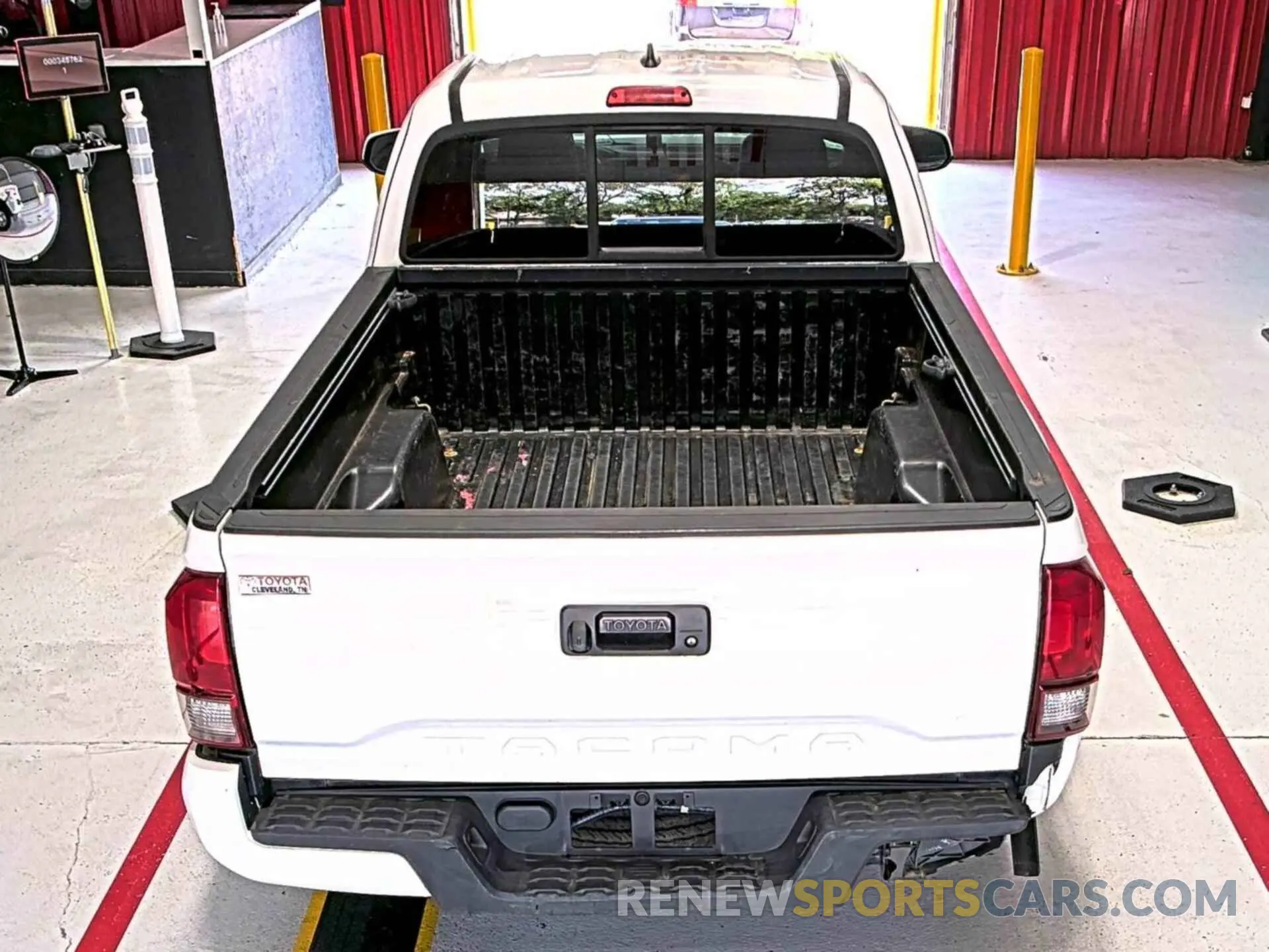 22 fotografías del automóvil dañado 5TFRX5GN5KX156272 TOYOTA TACOMA 2019