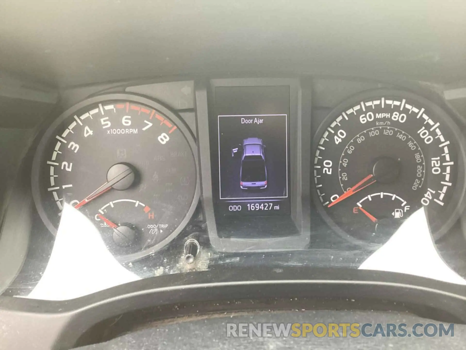 28 fotografías del automóvil dañado 5TFRX5GN5KX156272 TOYOTA TACOMA 2019