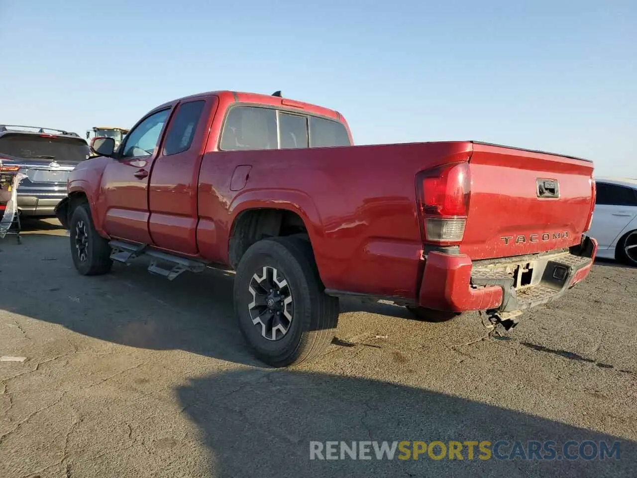 2 fotografías del automóvil dañado 5TFRX5GN5KX159883 TOYOTA TACOMA 2019