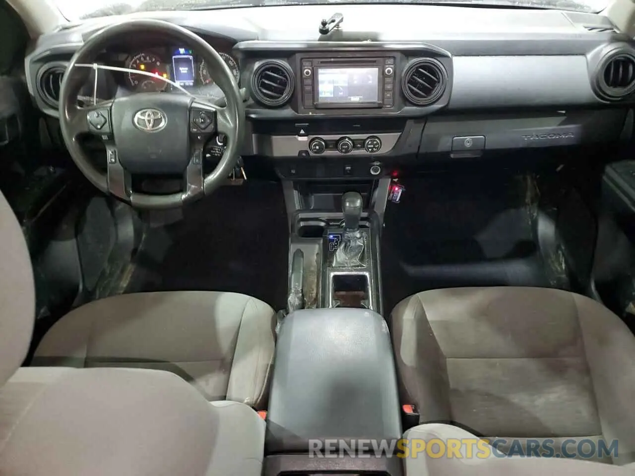 8 fotografías del automóvil dañado 5TFRX5GN6KX145720 TOYOTA TACOMA 2019