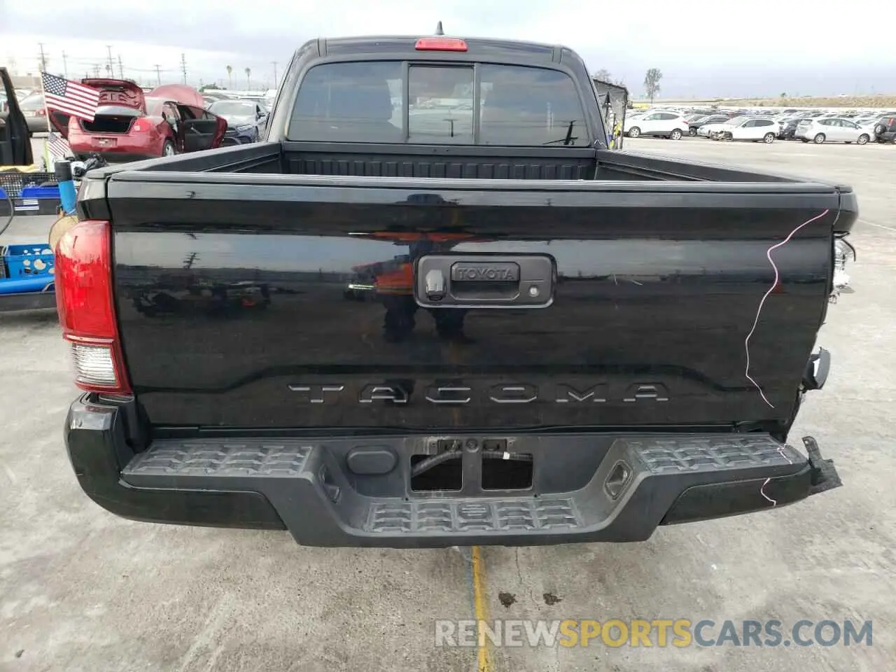 6 fotografías del automóvil dañado 5TFRX5GN6KX160086 TOYOTA TACOMA 2019