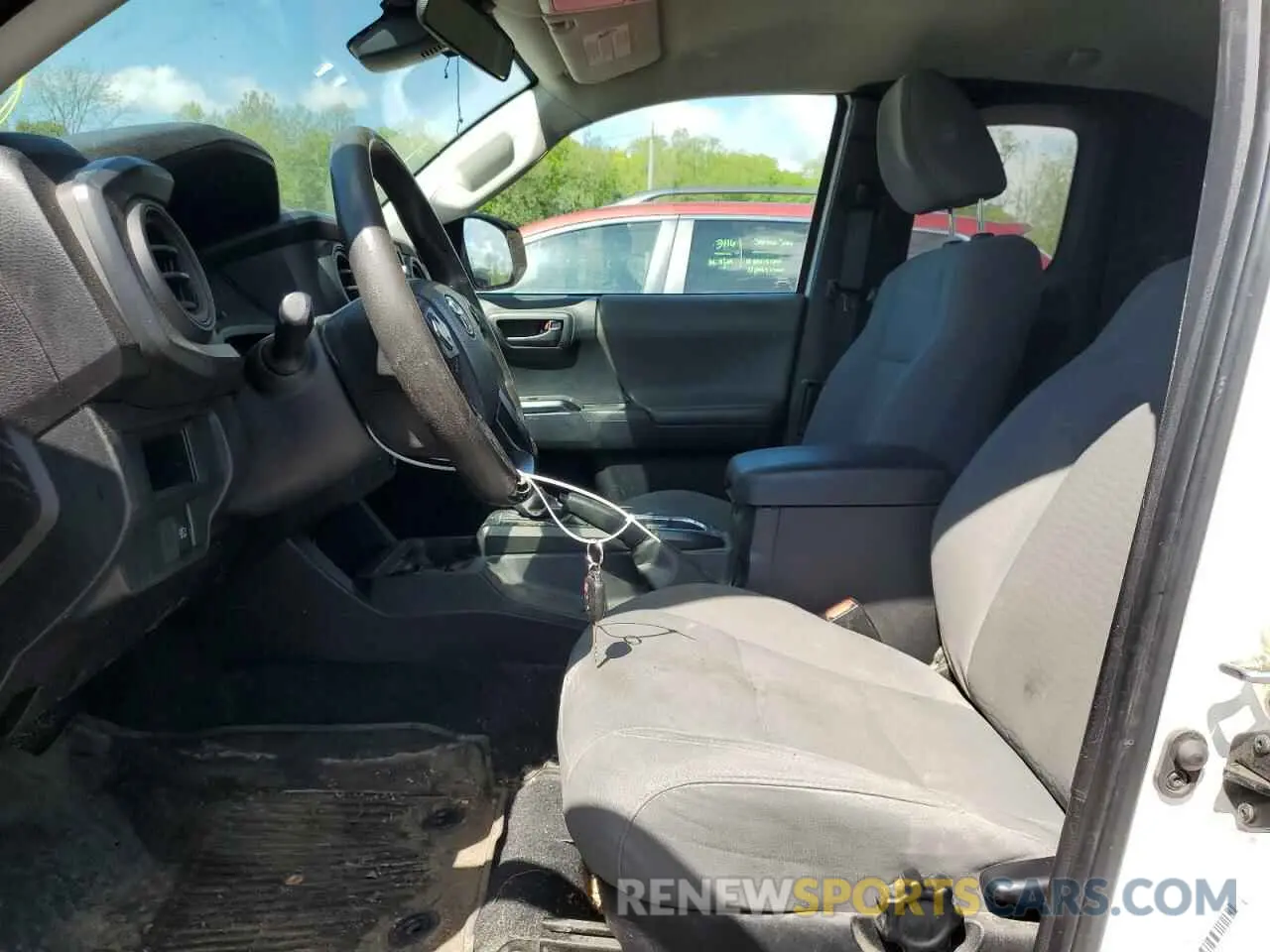 7 fotografías del automóvil dañado 5TFRX5GN7KX139294 TOYOTA TACOMA 2019