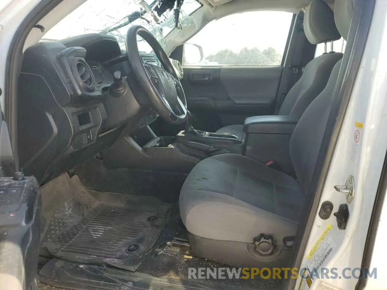 7 fotografías del automóvil dañado 5TFRX5GN7KX157665 TOYOTA TACOMA 2019