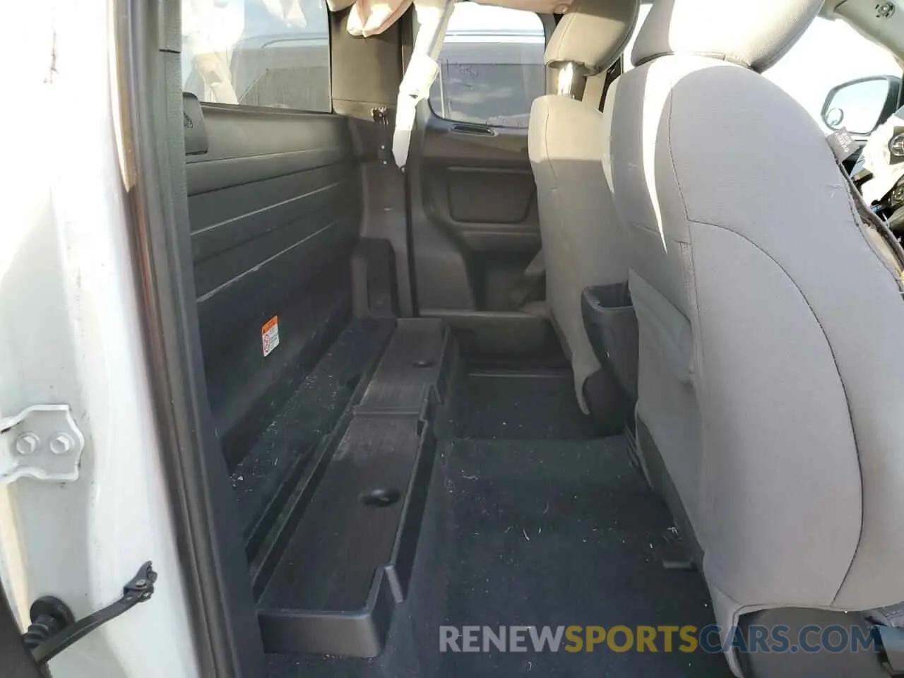 10 fotografías del automóvil dañado 5TFRX5GNXKX146238 TOYOTA TACOMA 2019