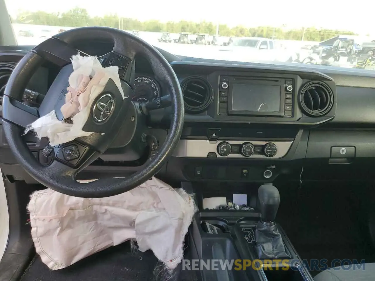 8 fotografías del automóvil dañado 5TFRX5GNXKX146238 TOYOTA TACOMA 2019