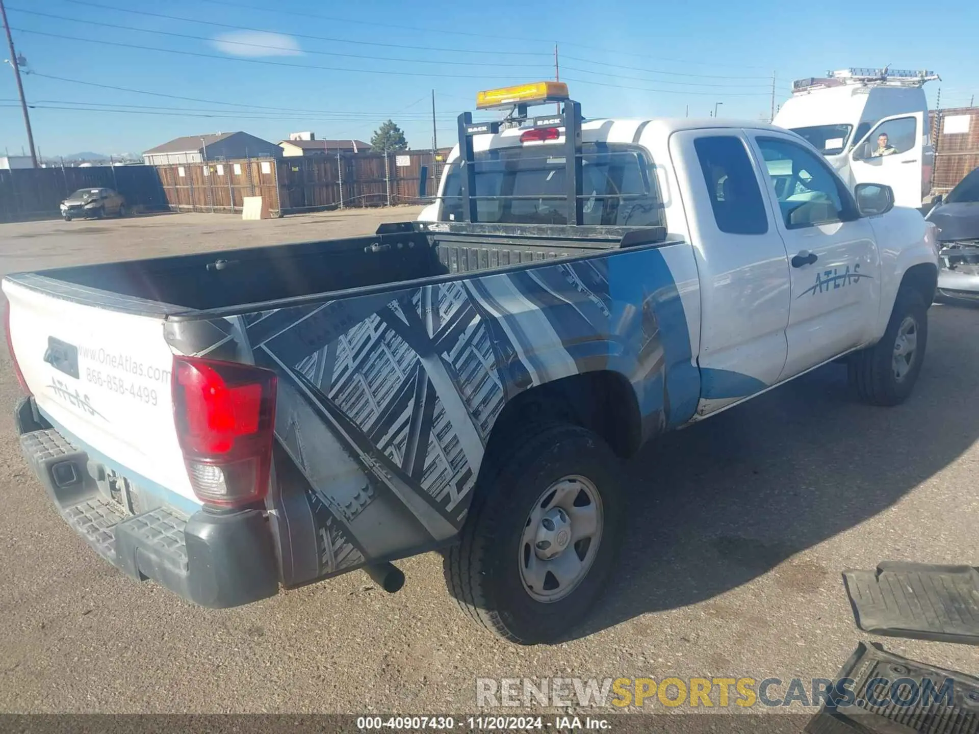 4 fotografías del automóvil dañado 5TFRX5GNXKX147793 TOYOTA TACOMA 2019
