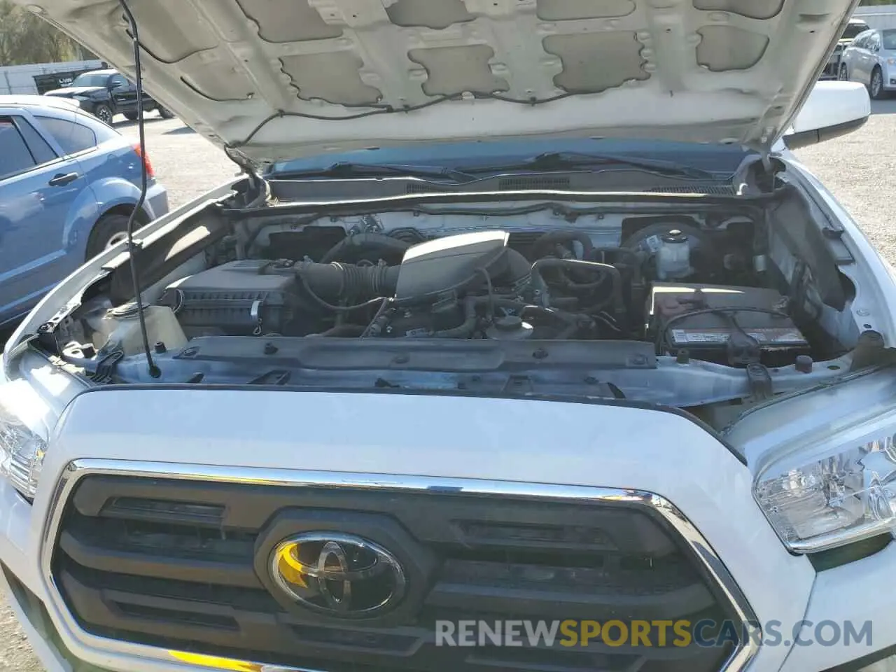 11 fotografías del automóvil dañado 5TFRX5GNXKX158504 TOYOTA TACOMA 2019