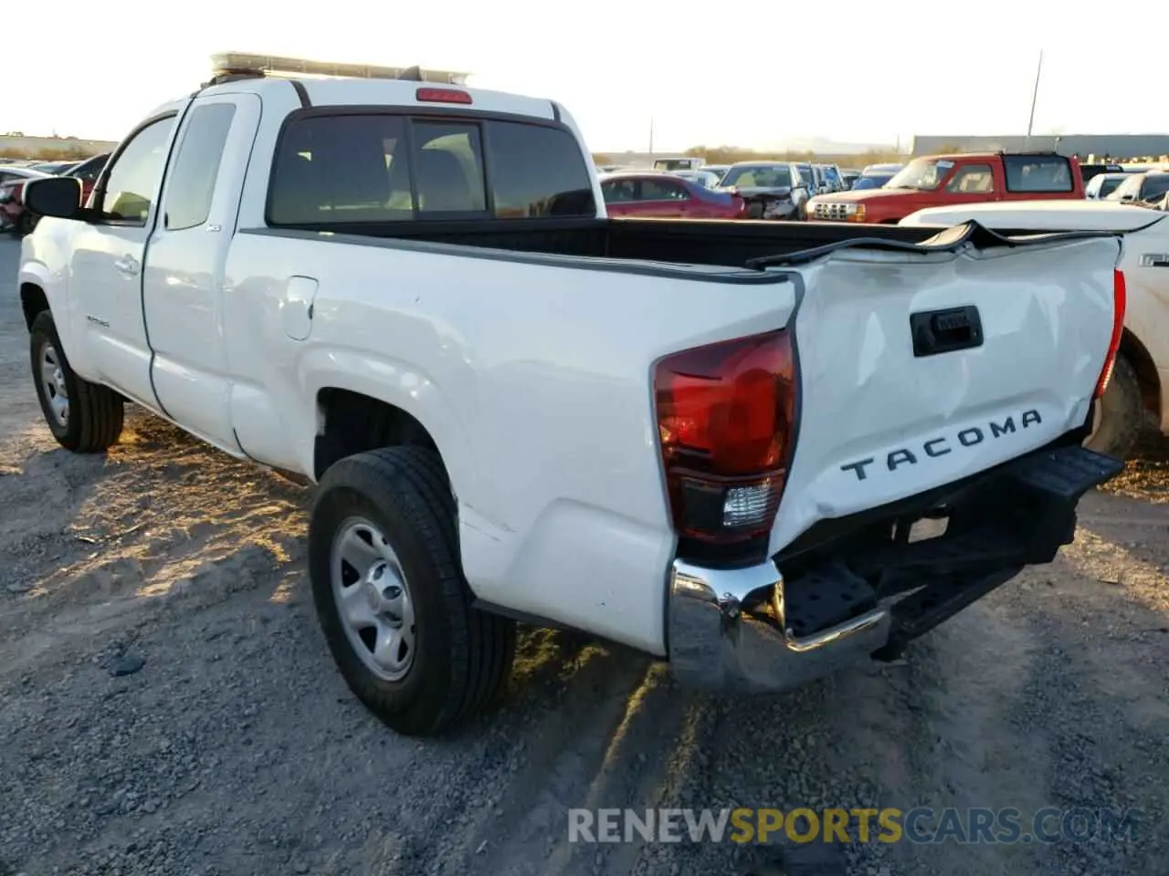 2 fotografías del automóvil dañado 5TFRX5GNXKX158504 TOYOTA TACOMA 2019