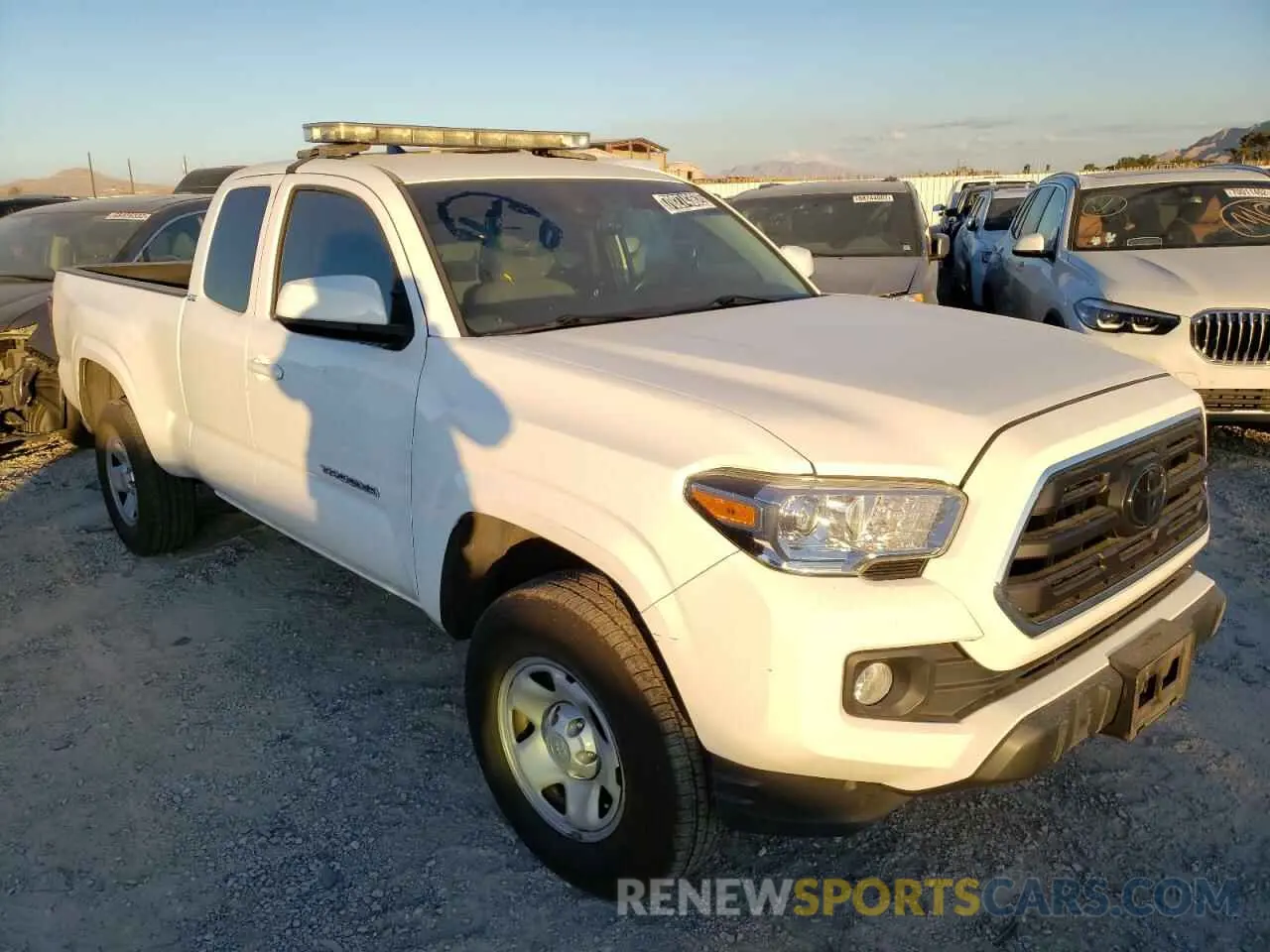 4 fotografías del automóvil dañado 5TFRX5GNXKX158504 TOYOTA TACOMA 2019