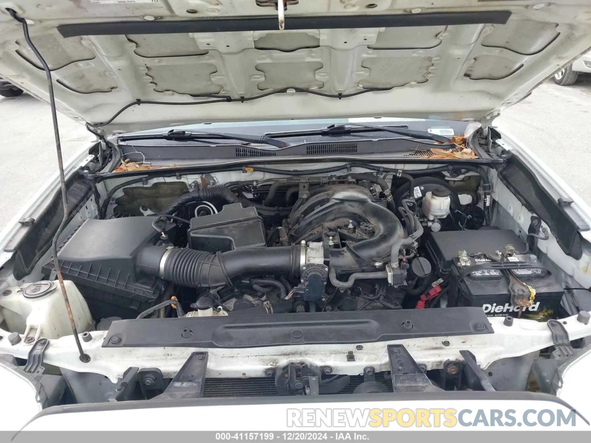 10 fotografías del automóvil dañado 5TFRZ5CN2KX084656 TOYOTA TACOMA 2019