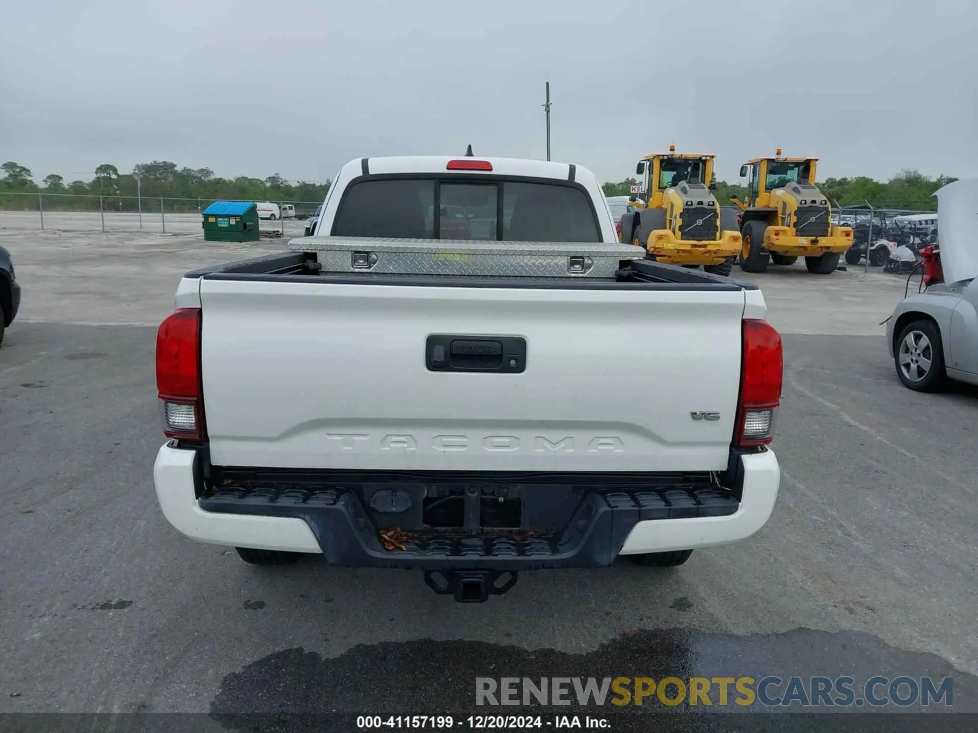 16 fotografías del automóvil dañado 5TFRZ5CN2KX084656 TOYOTA TACOMA 2019