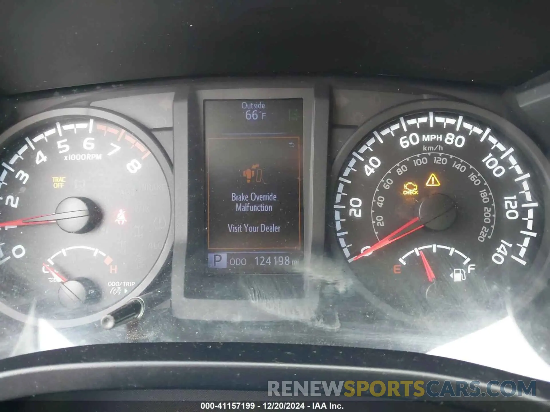 7 fotografías del automóvil dañado 5TFRZ5CN2KX084656 TOYOTA TACOMA 2019