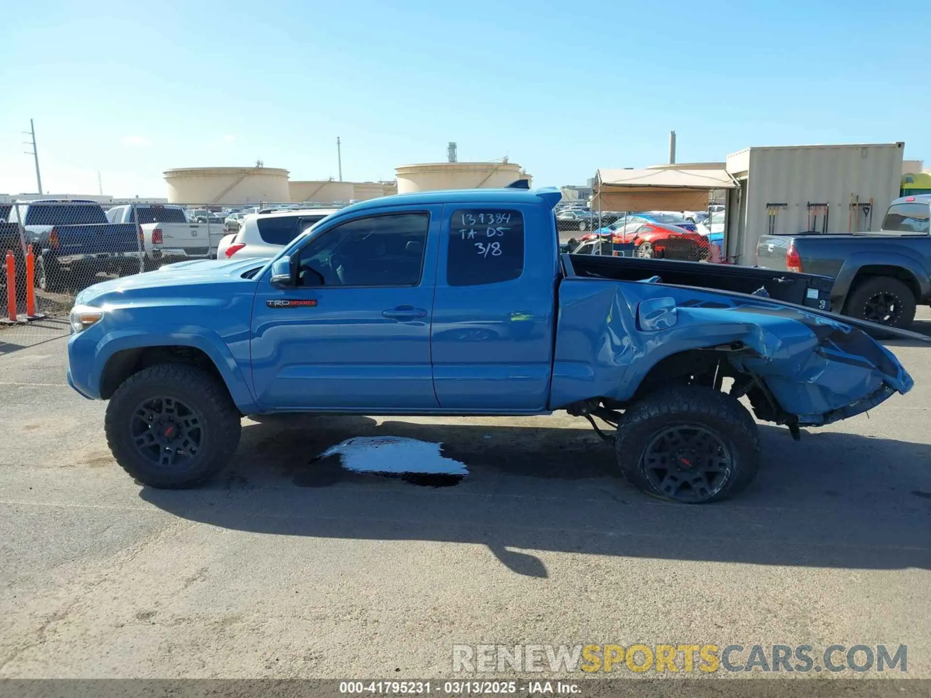 15 fotografías del automóvil dañado 5TFRZ5CN4KX082052 TOYOTA TACOMA 2019