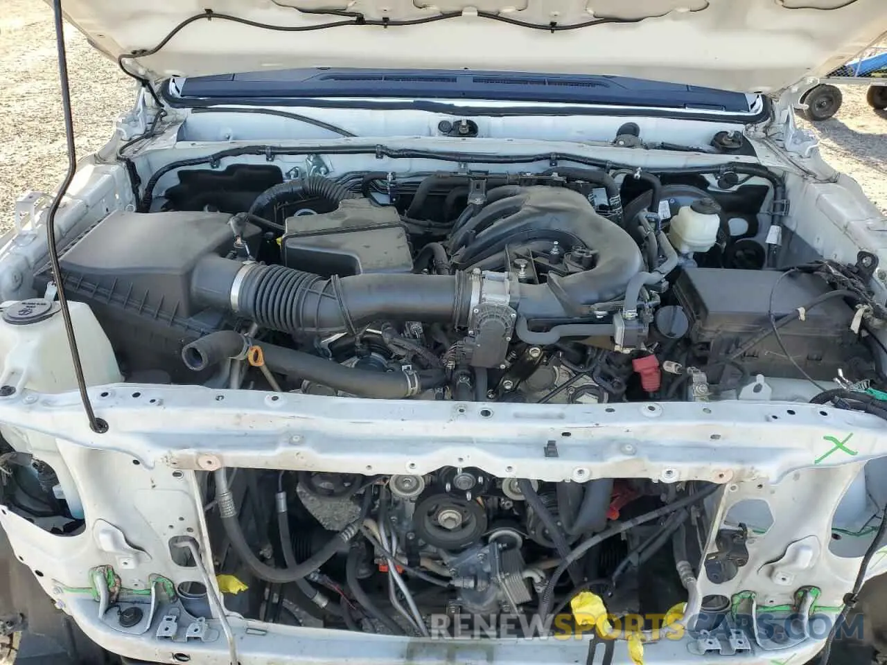 11 fotografías del automóvil dañado 5TFRZ5CN8KX072852 TOYOTA TACOMA 2019