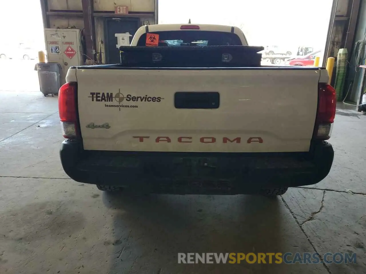 6 fotografías del automóvil dañado 5TFSX5EN0KX063759 TOYOTA TACOMA 2019