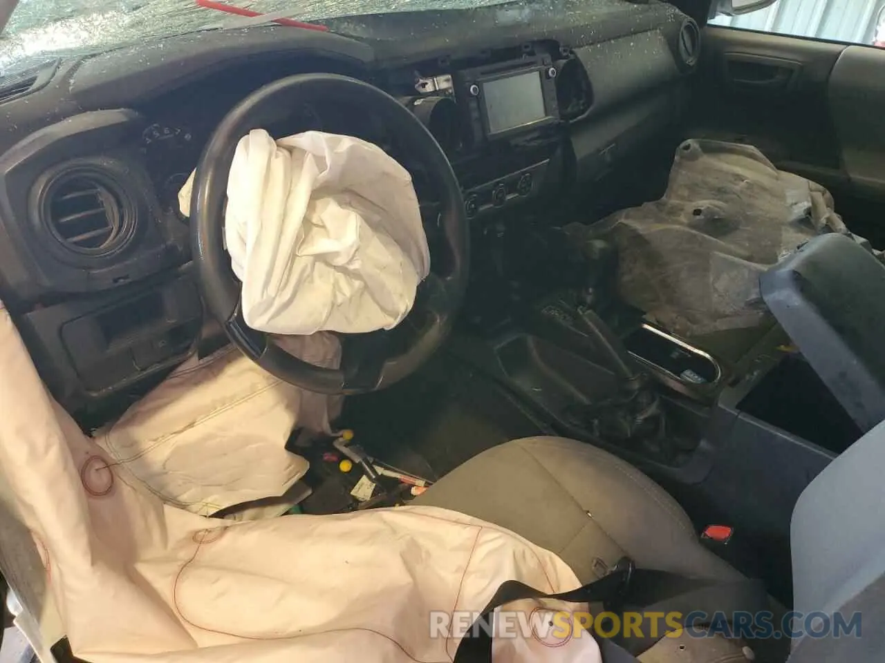 8 fotografías del automóvil dañado 5TFSX5EN0KX063759 TOYOTA TACOMA 2019