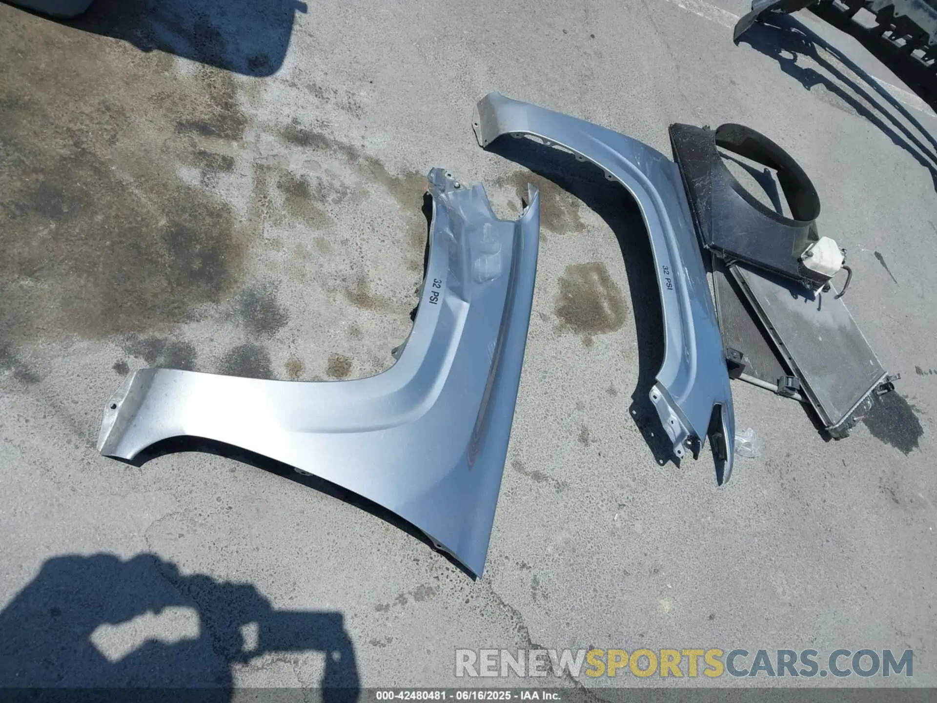 12 fotografías del automóvil dañado 5TFSX5EN2KX067912 TOYOTA TACOMA 2019