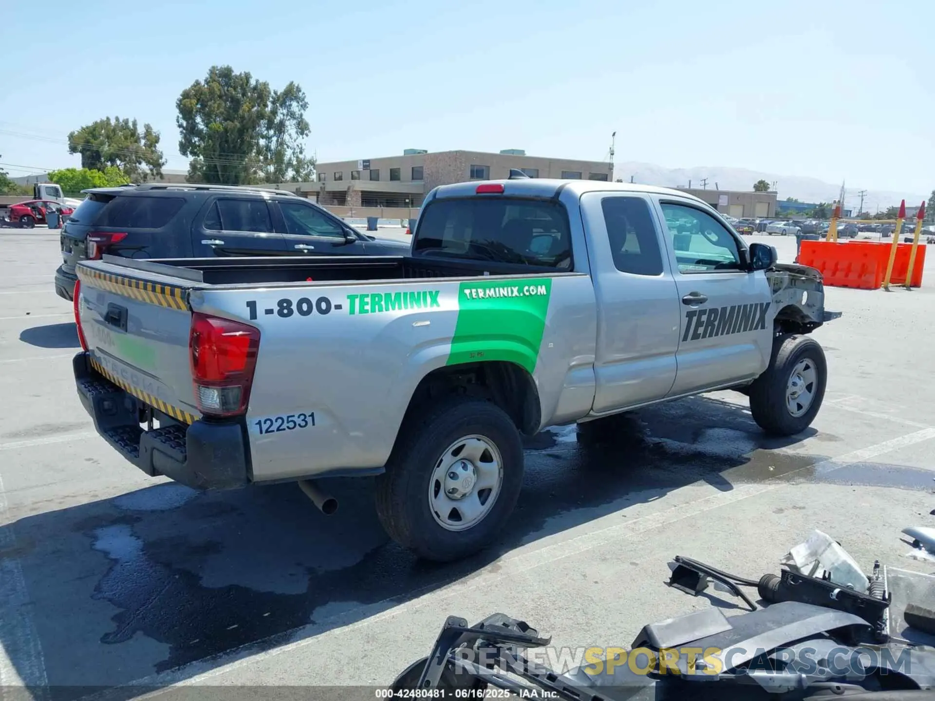4 fotografías del automóvil dañado 5TFSX5EN2KX067912 TOYOTA TACOMA 2019