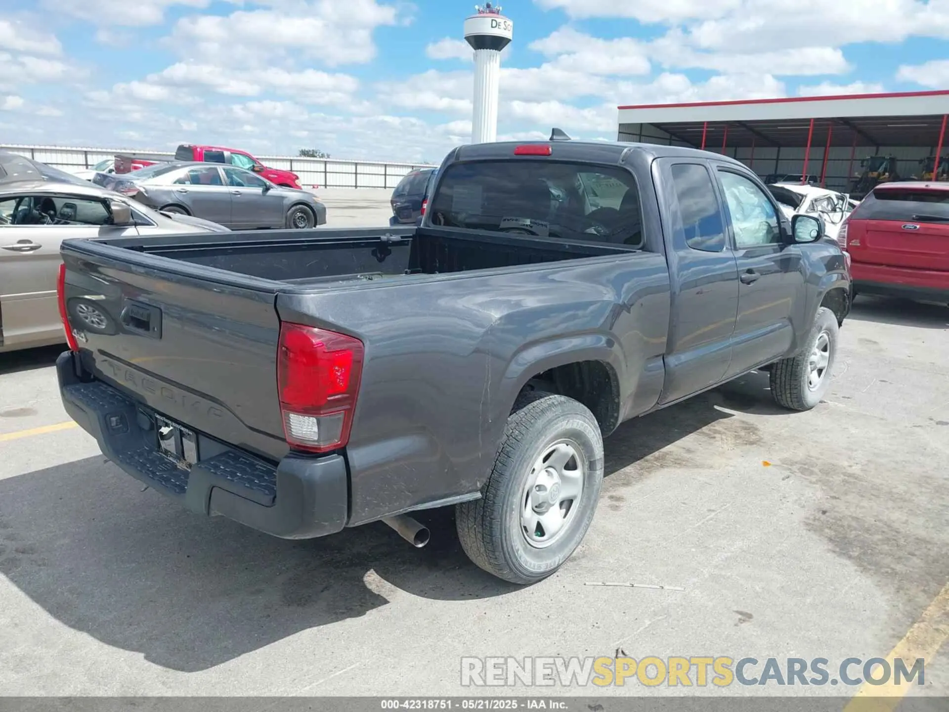 4 fotografías del automóvil dañado 5TFSX5EN4KX070181 TOYOTA TACOMA 2019