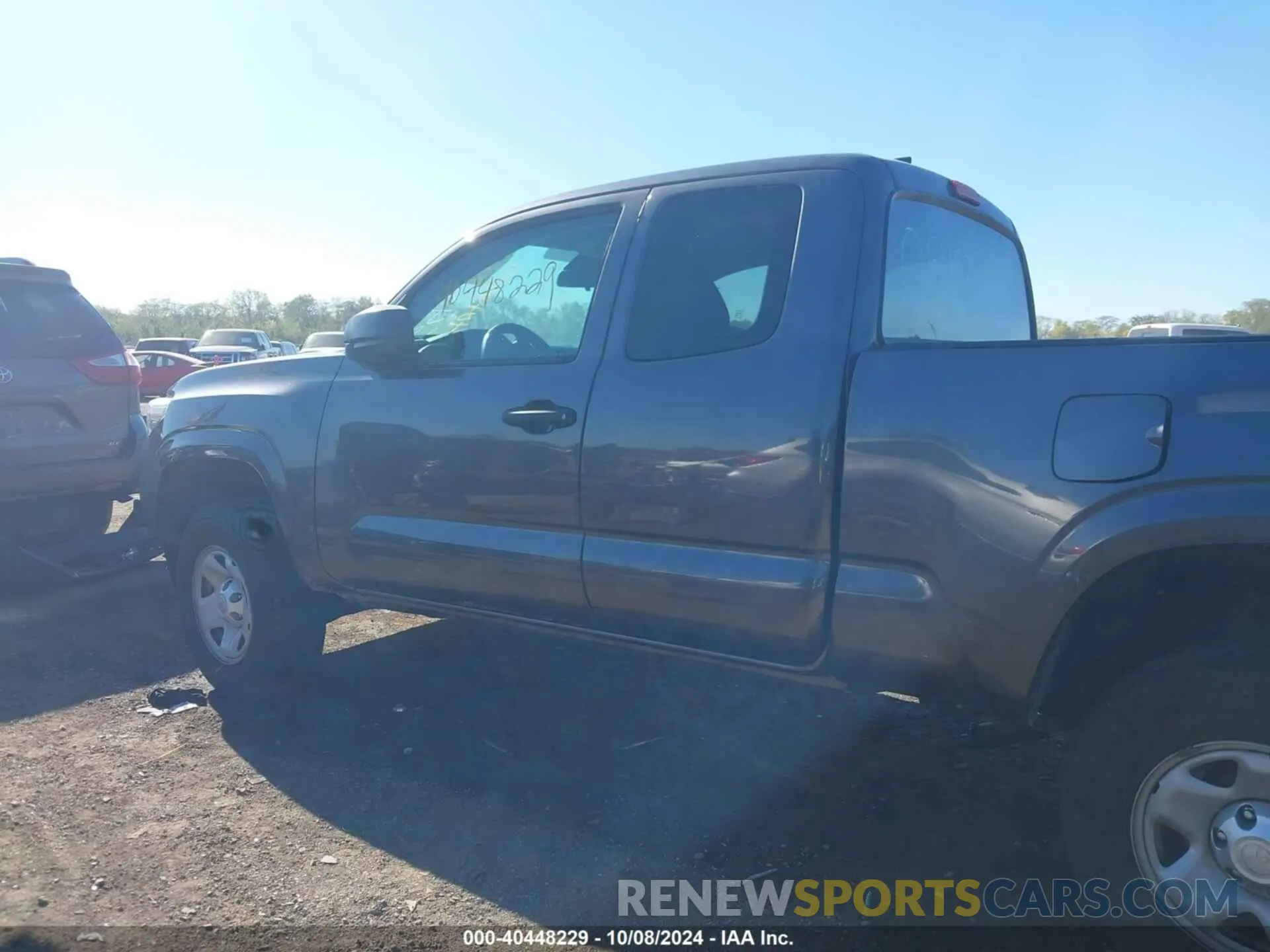 15 fotografías del automóvil dañado 5TFSX5EN5KX064521 TOYOTA TACOMA 2019