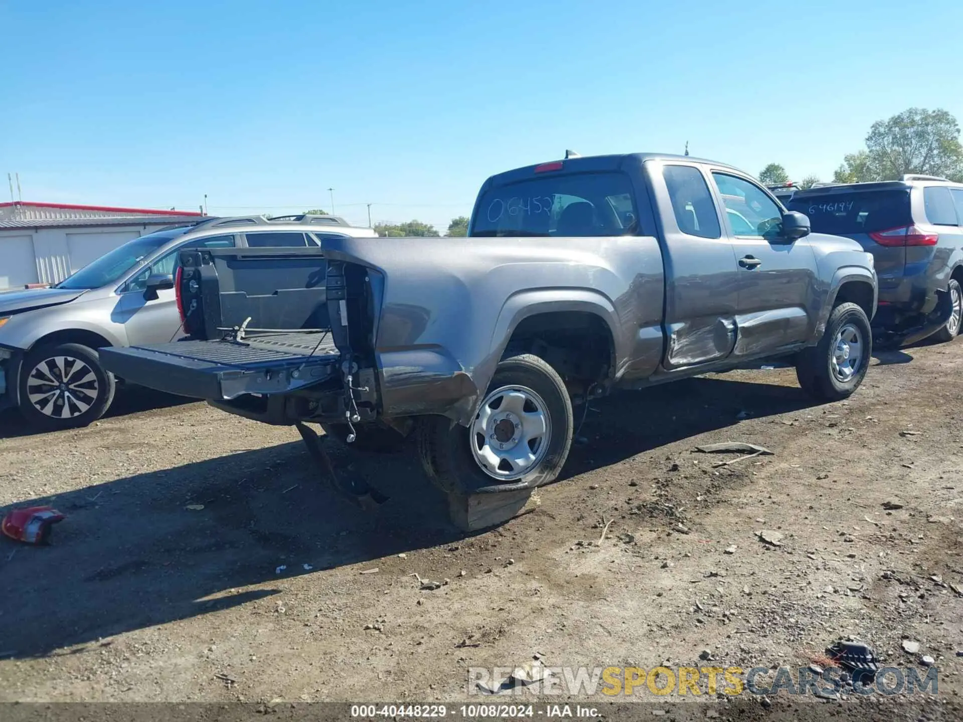 4 fotografías del automóvil dañado 5TFSX5EN5KX064521 TOYOTA TACOMA 2019
