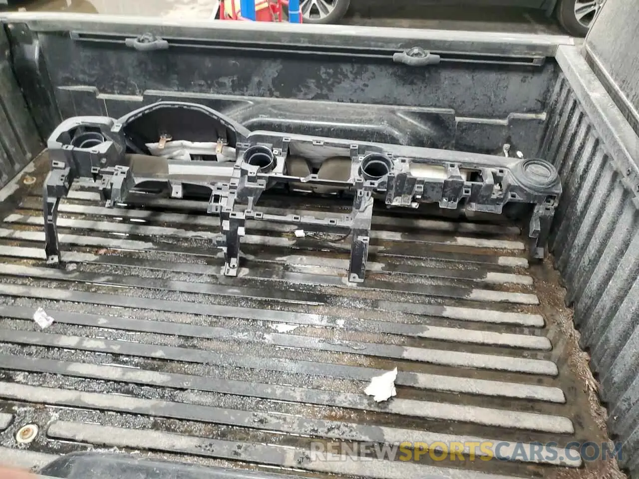 12 fotografías del automóvil dañado 5TFSX5EN5KX066804 TOYOTA TACOMA 2019