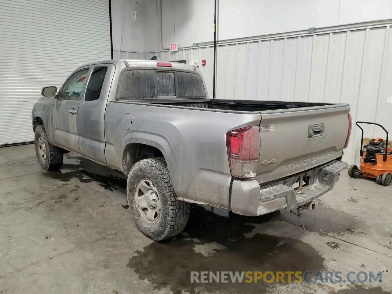 2 fotografías del automóvil dañado 5TFSX5EN5KX066804 TOYOTA TACOMA 2019