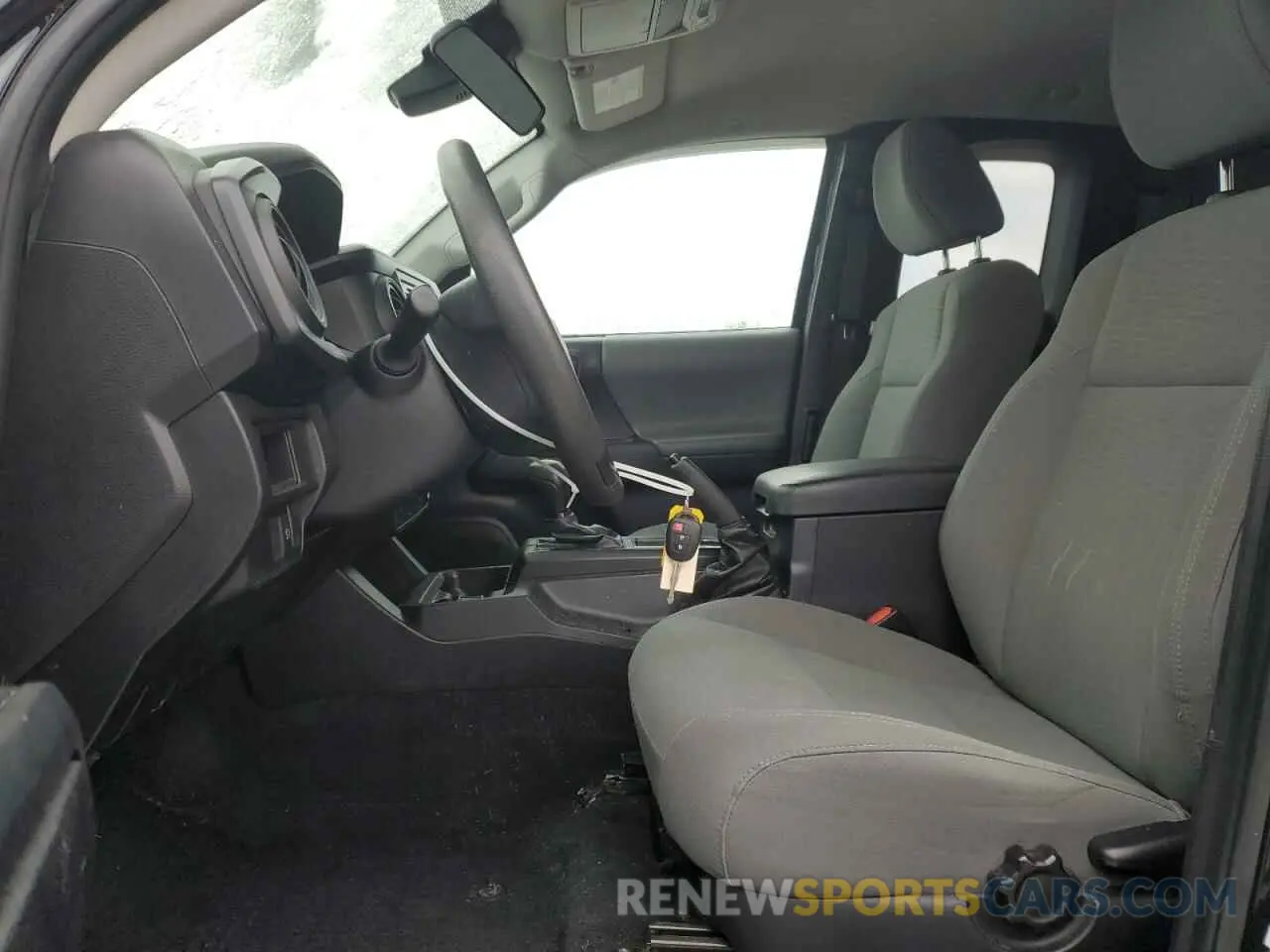 7 fotografías del automóvil dañado 5TFSX5EN6KX070926 TOYOTA TACOMA 2019