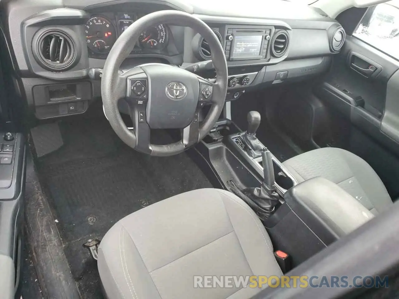 8 fotografías del automóvil dañado 5TFSX5EN6KX070926 TOYOTA TACOMA 2019