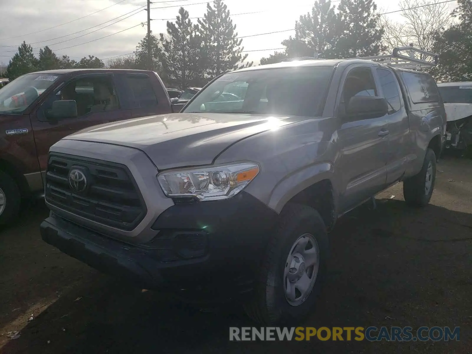 2 fotografías del automóvil dañado 5TFSX5EN9KX067759 TOYOTA TACOMA 2019