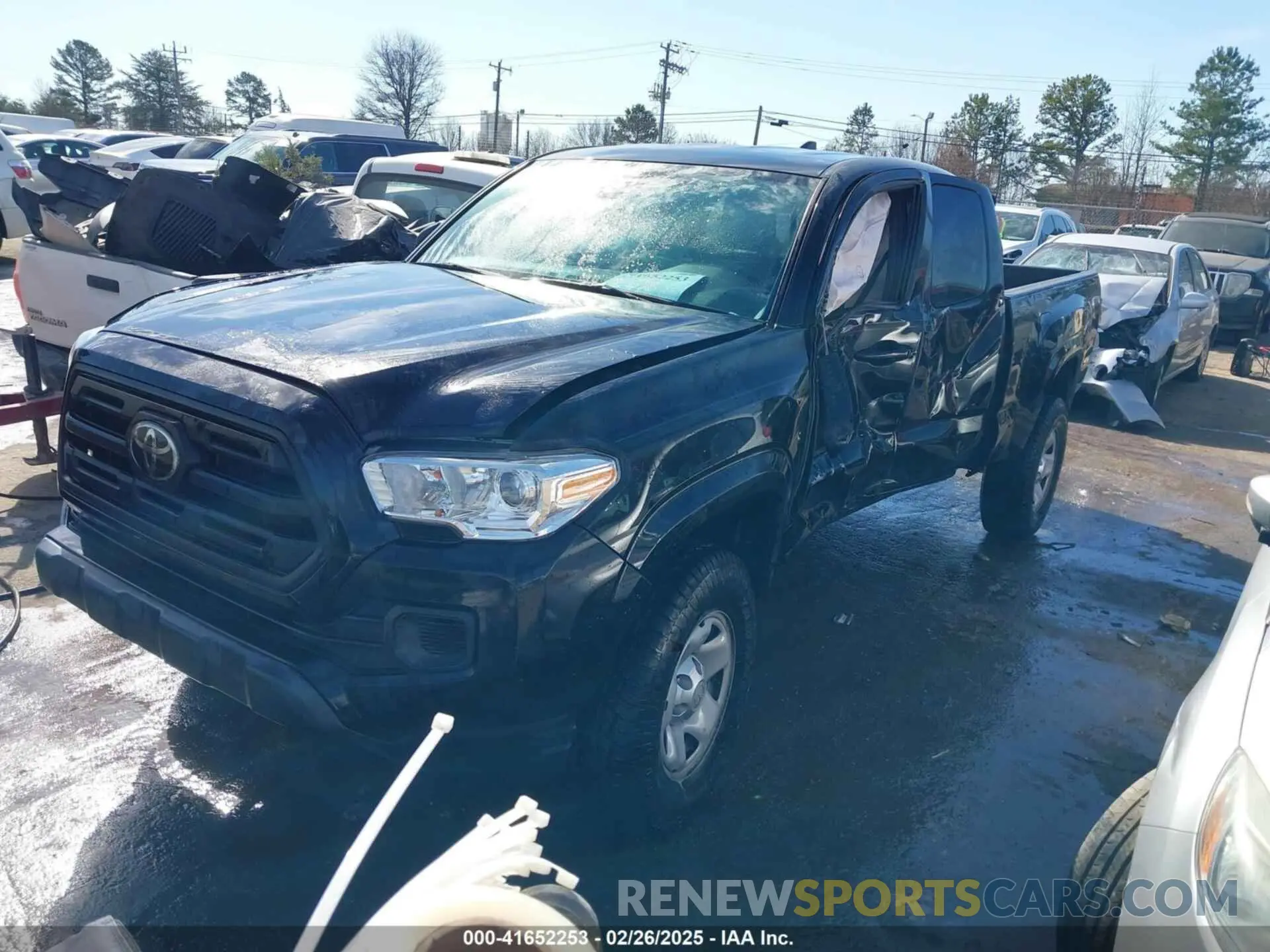2 fotografías del automóvil dañado 5TFSZ5AN1KX180802 TOYOTA TACOMA 2019