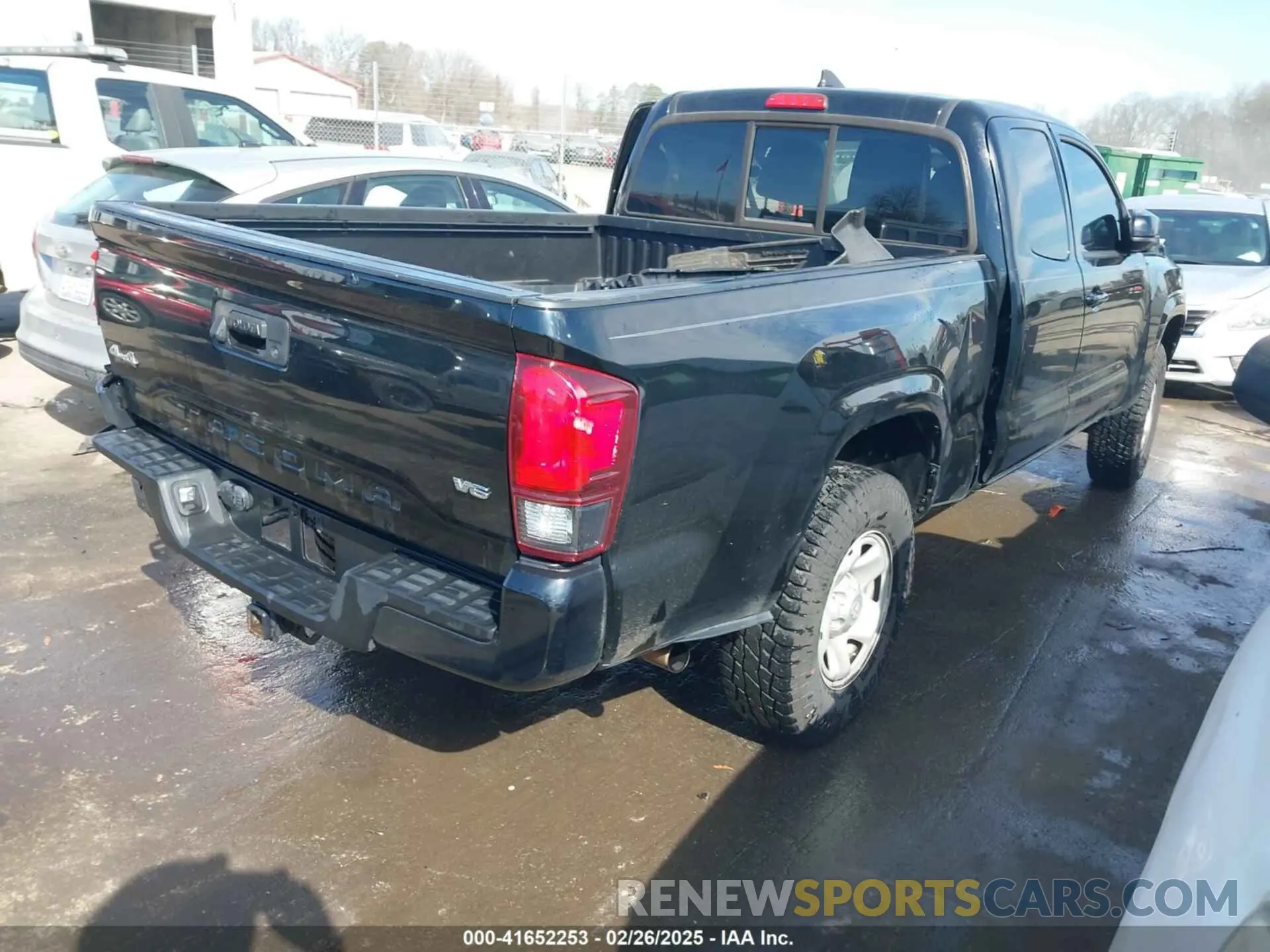 4 fotografías del automóvil dañado 5TFSZ5AN1KX180802 TOYOTA TACOMA 2019