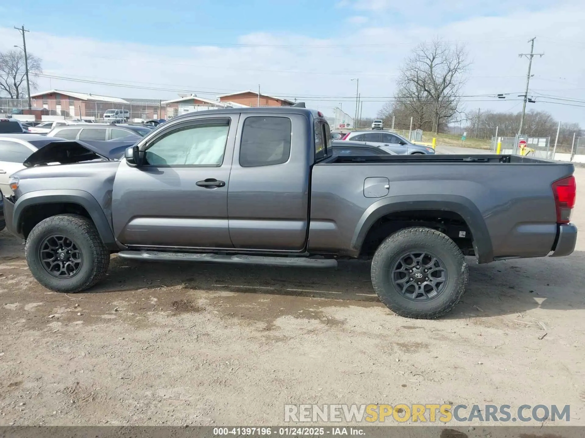 14 fotografías del automóvil dañado 5TFSZ5AN2KX165693 TOYOTA TACOMA 2019