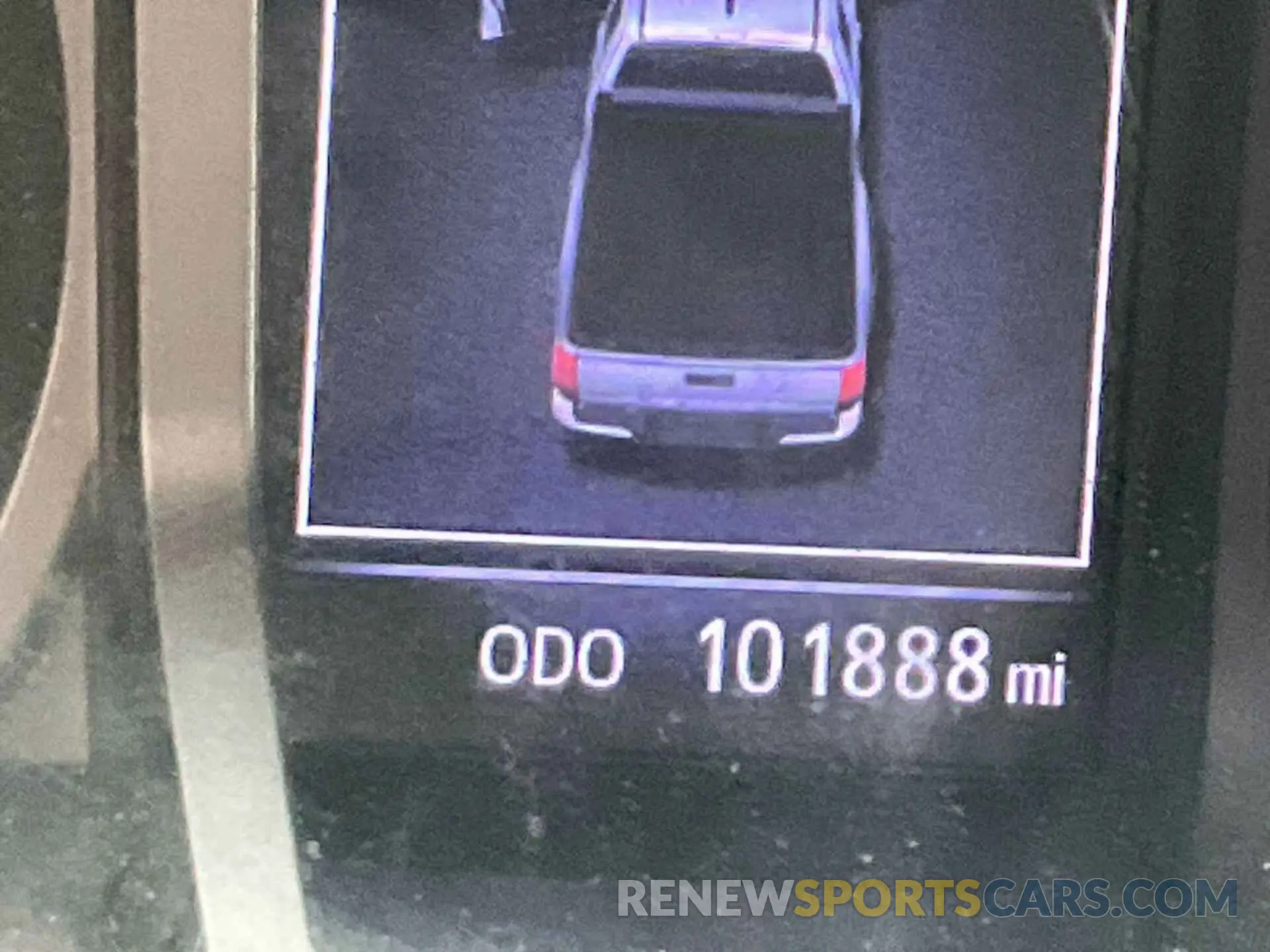 16 fotografías del automóvil dañado 5TFSZ5AN2KX194692 TOYOTA TACOMA 2019