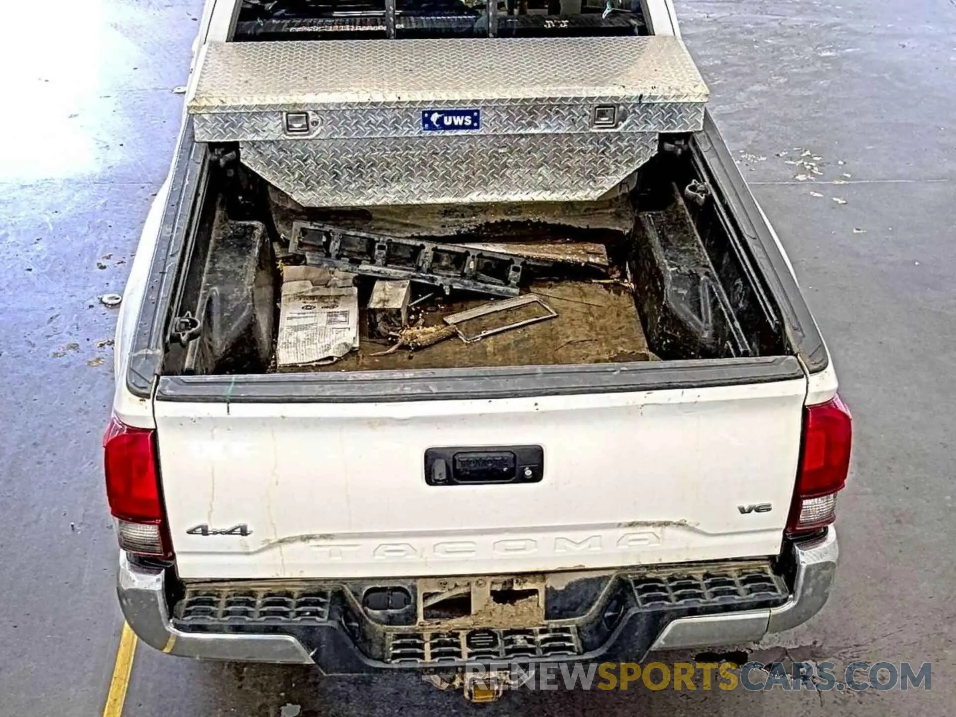 25 fotografías del automóvil dañado 5TFSZ5AN2KX194692 TOYOTA TACOMA 2019